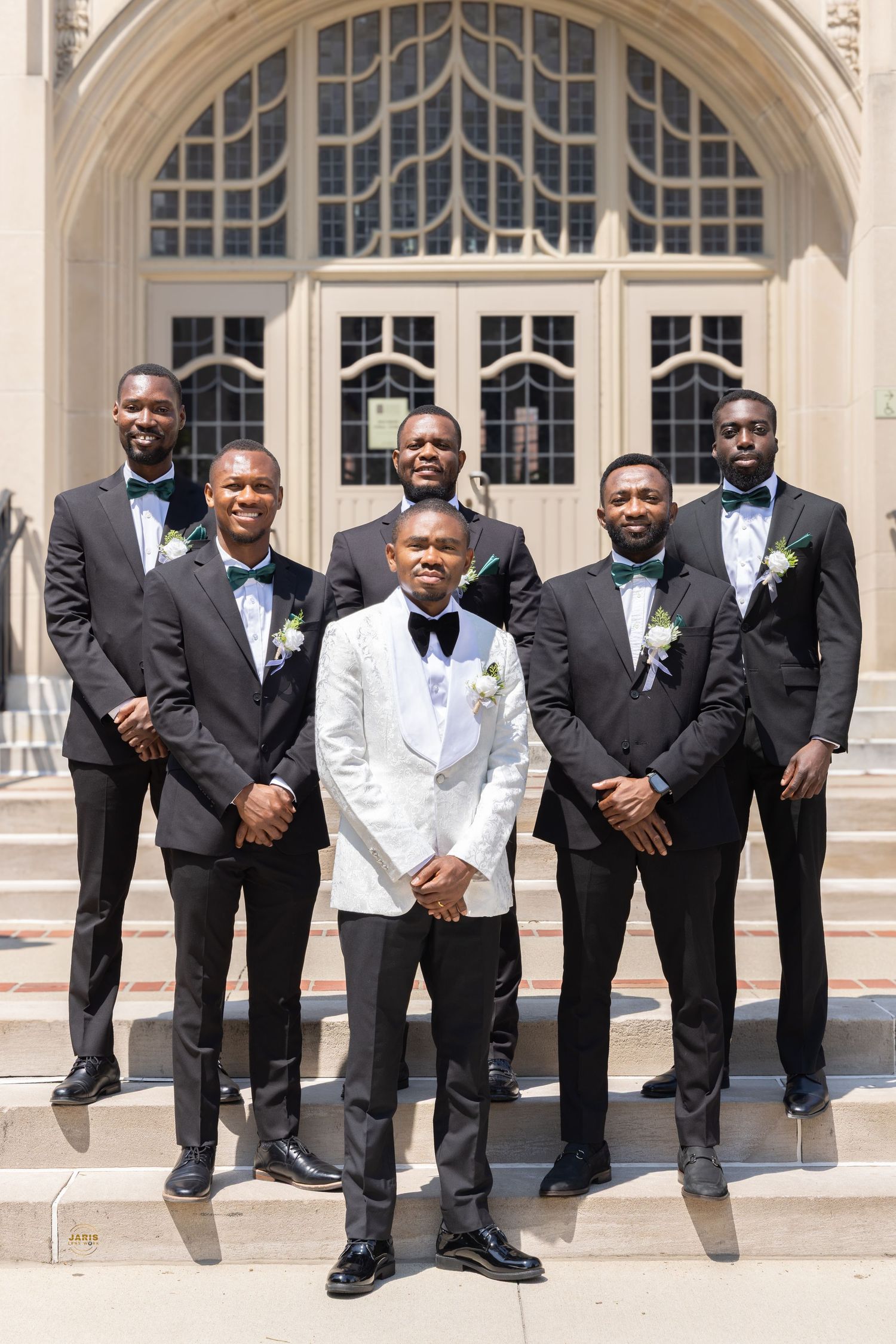 Jarislenswork, photographer in Lafayette Indiana, wedding picture