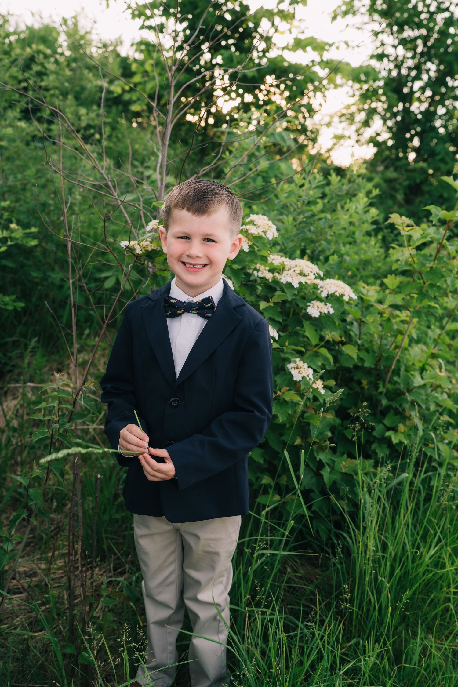 Cute little boy, outdoors. Madison, WI Mount Horeb, Wi Verona, WI Newborn Photography