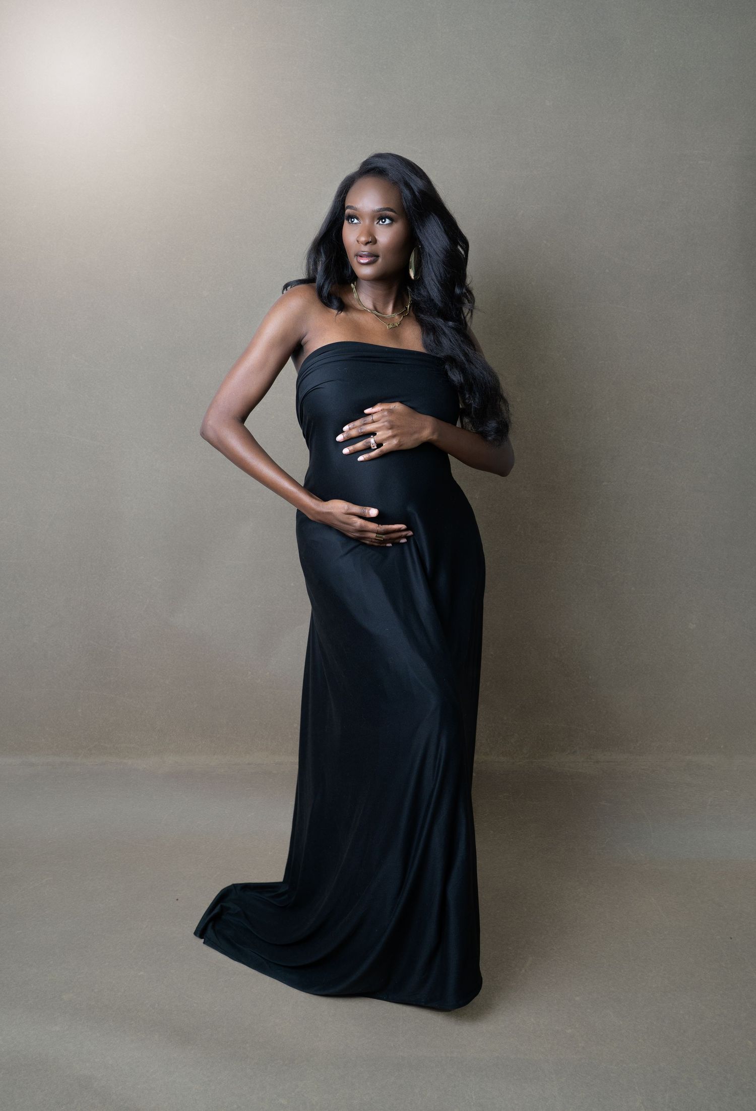 Dramatic maternity photos. Southwest Wisconsin Maternity photos, Madison, WI Verona, Mount Horeb