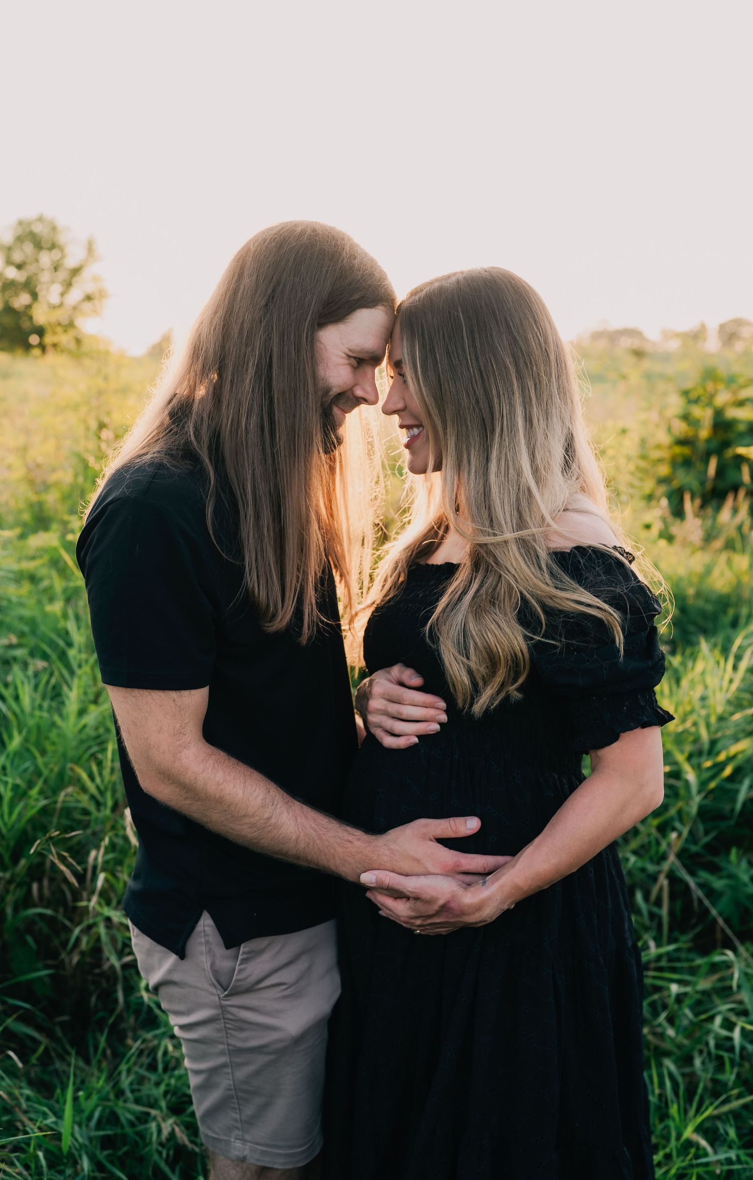 Maternity photo with baby bump, Hatched Newborns, Madison, WI
