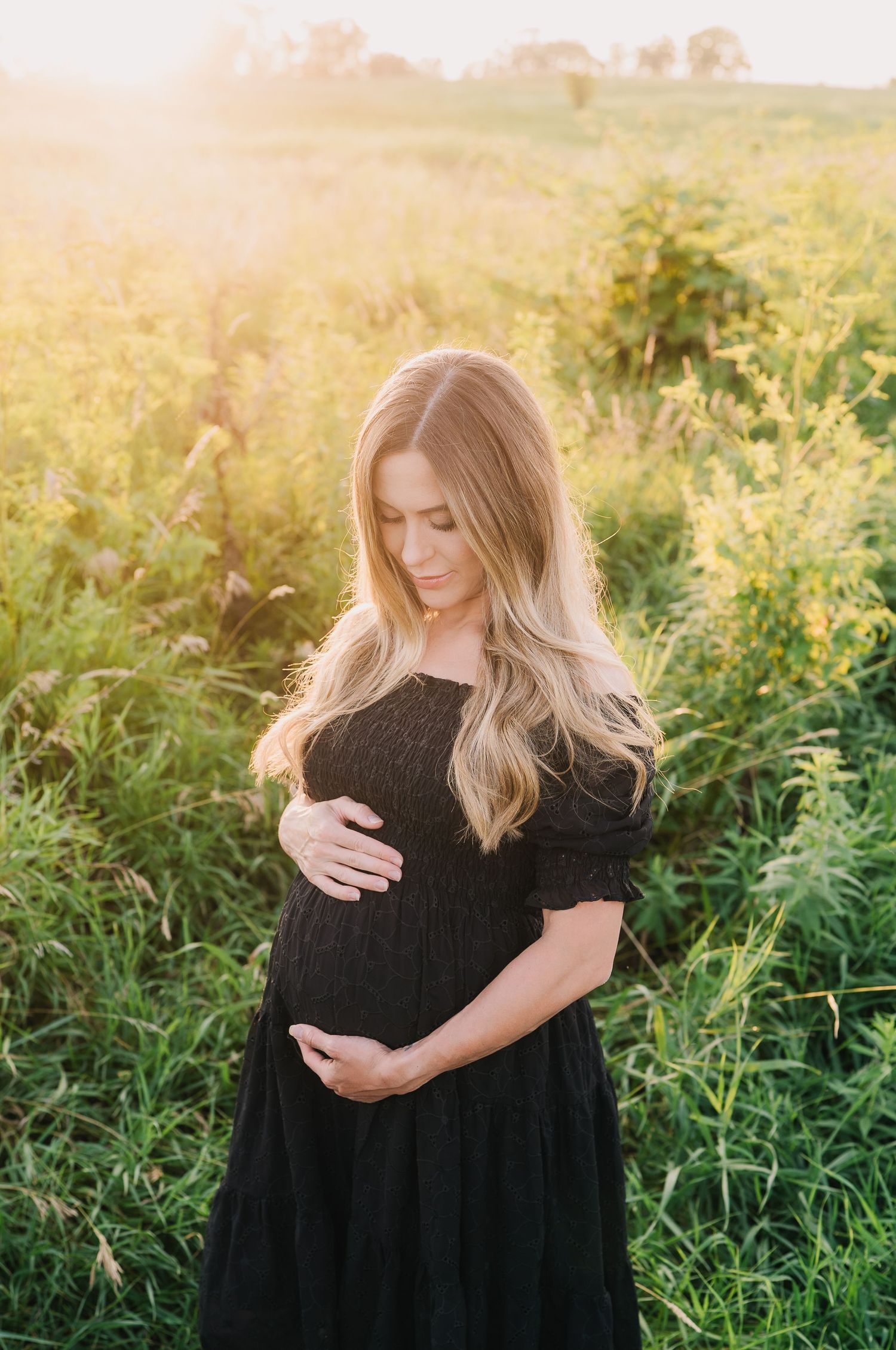 Maternity photo with baby bump, Hatched Newborns, Madison, WI