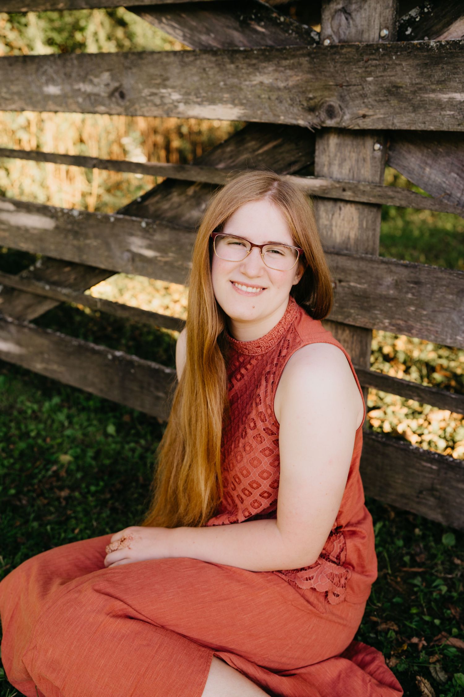 Senior Photography by Hatched Photography. Mount Horeb, Madison, Verona, Madison, Wisconsin. Newbron Photography.
