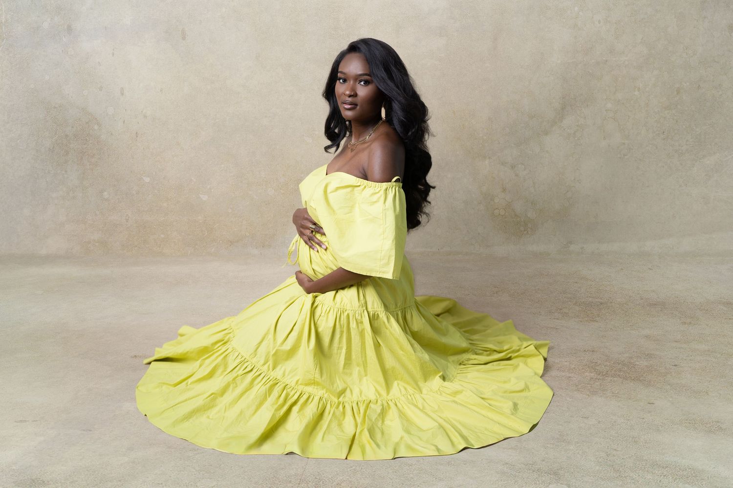 Dramatic maternity photos. Southwest Wisconsin Maternity photos, Madison, WI Verona, Mount Horeb