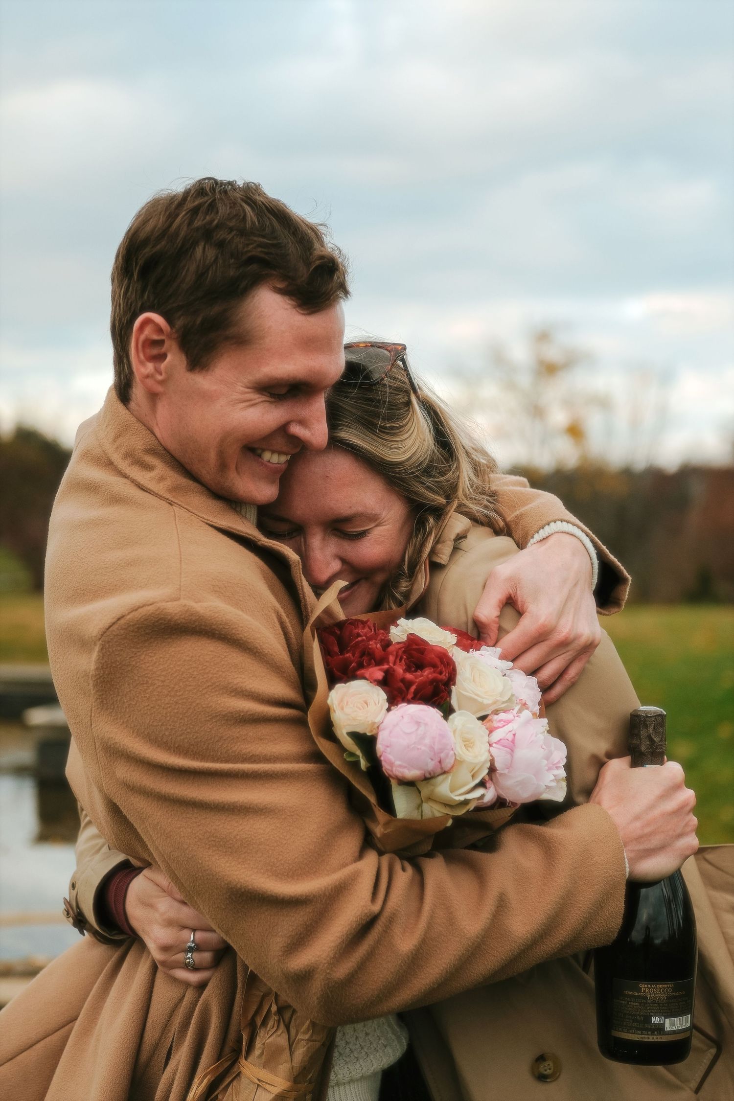 Couples, engagements, and Small Wedding Sessions! Natural, abstract, romantic, cinematic, documentary, genuine.