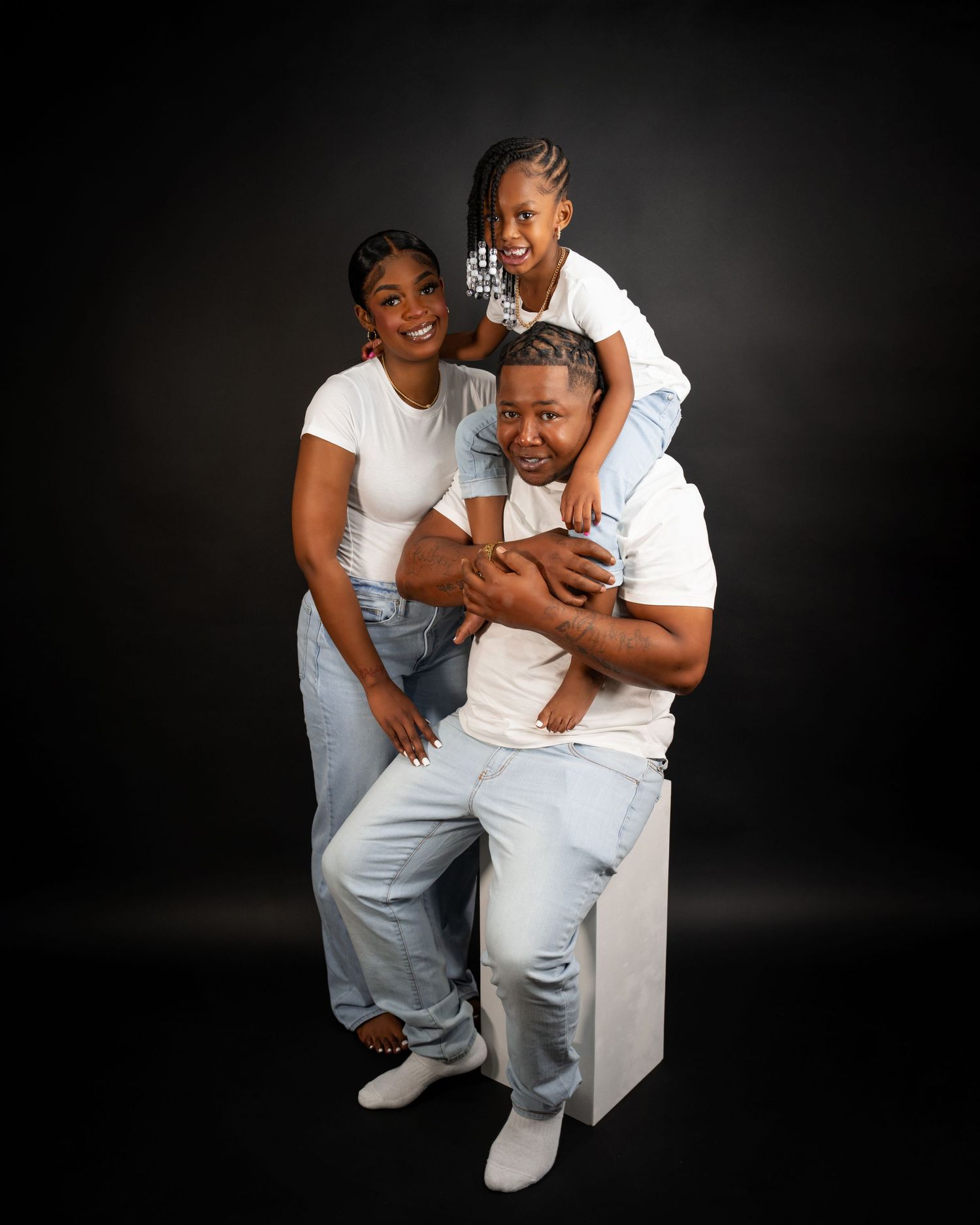 wedding engagement couple photos portrait editorial headshot portraiture photography services