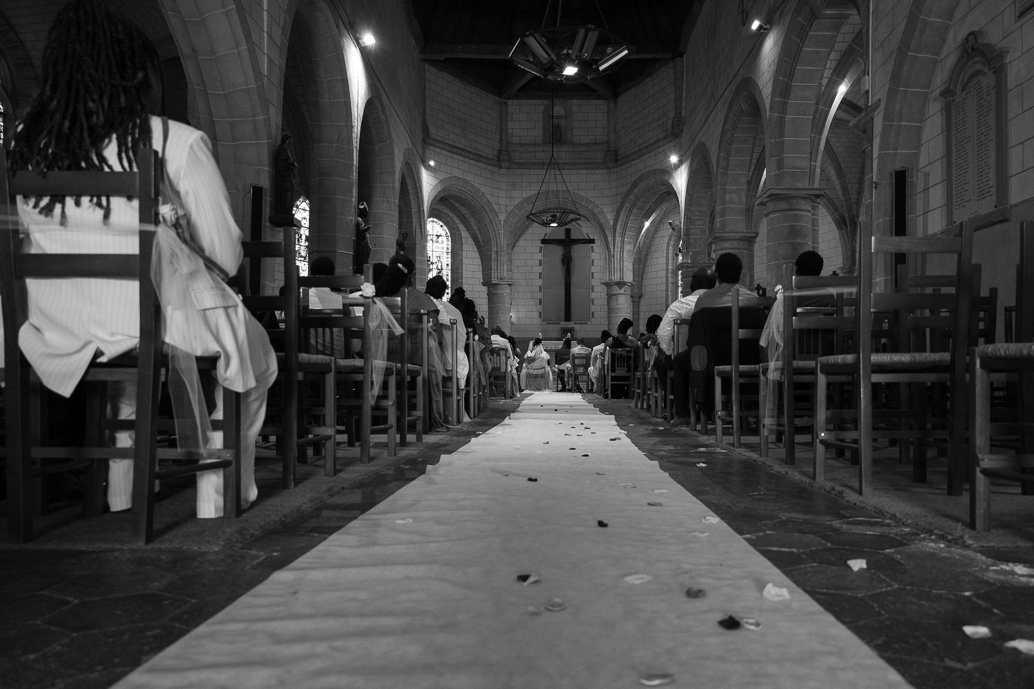 Photographe en Eure et Loir à Chartres, je vous accompagne pour capturer vos moments de vie, en famille, en couple ou lors de votre mariage