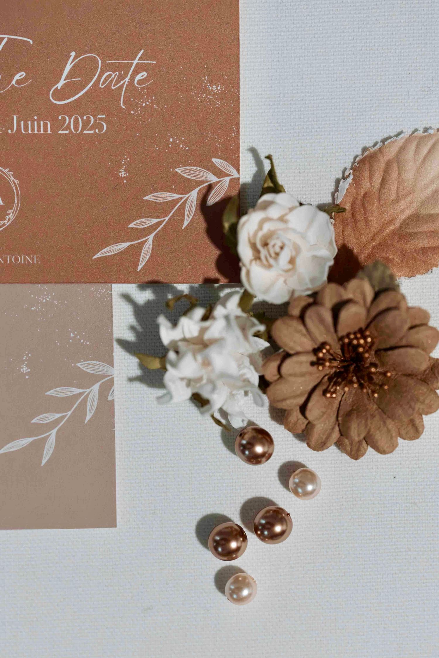 Photographe à Chartres, Eure-et-Loir, je capture vos mariages et instants de vie en famille, couple ou naissance avec émotion.