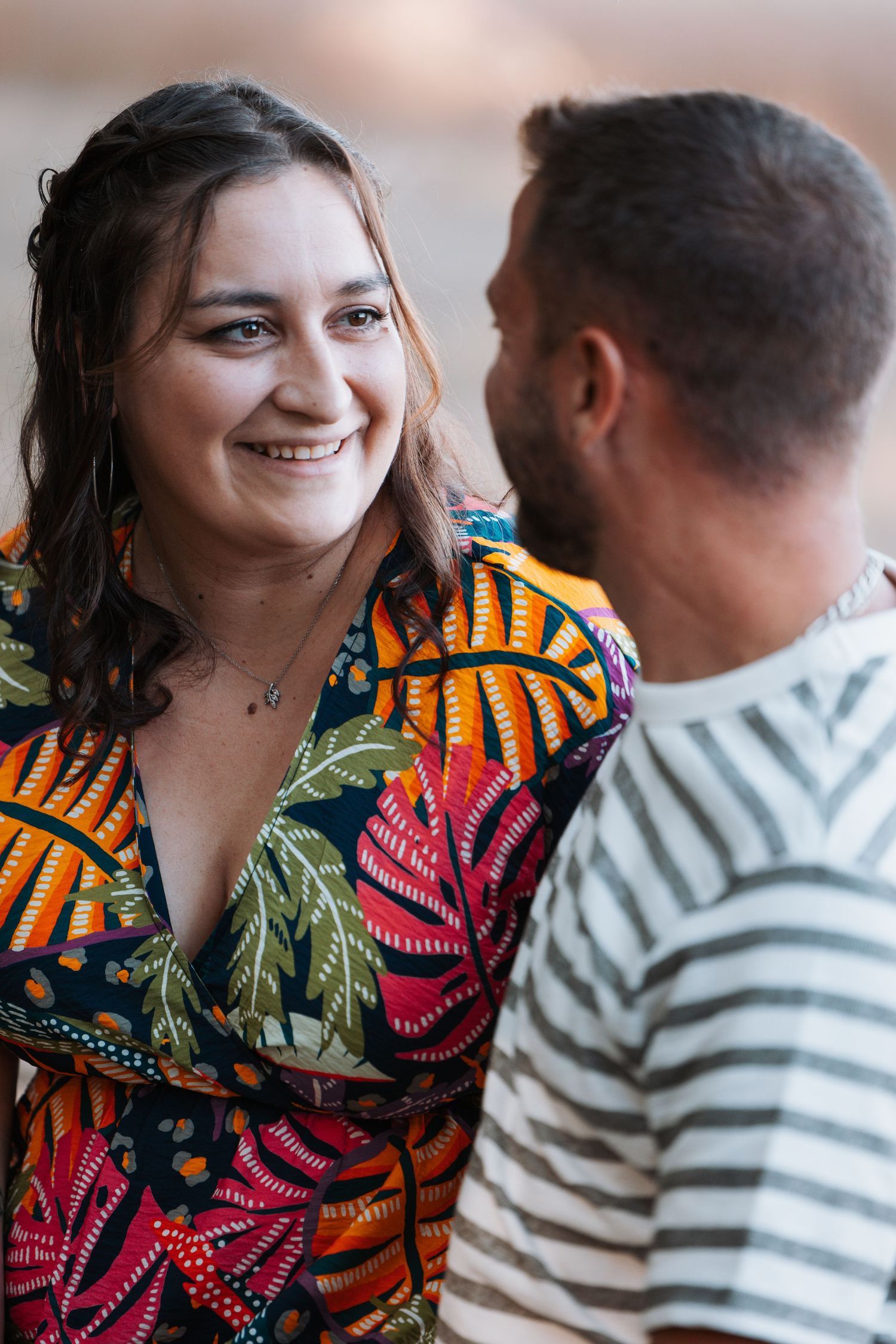Photographe à Chartres, Eure-et-Loir, je capture vos mariages et instants de vie en famille, couple ou naissance avec émotion.
