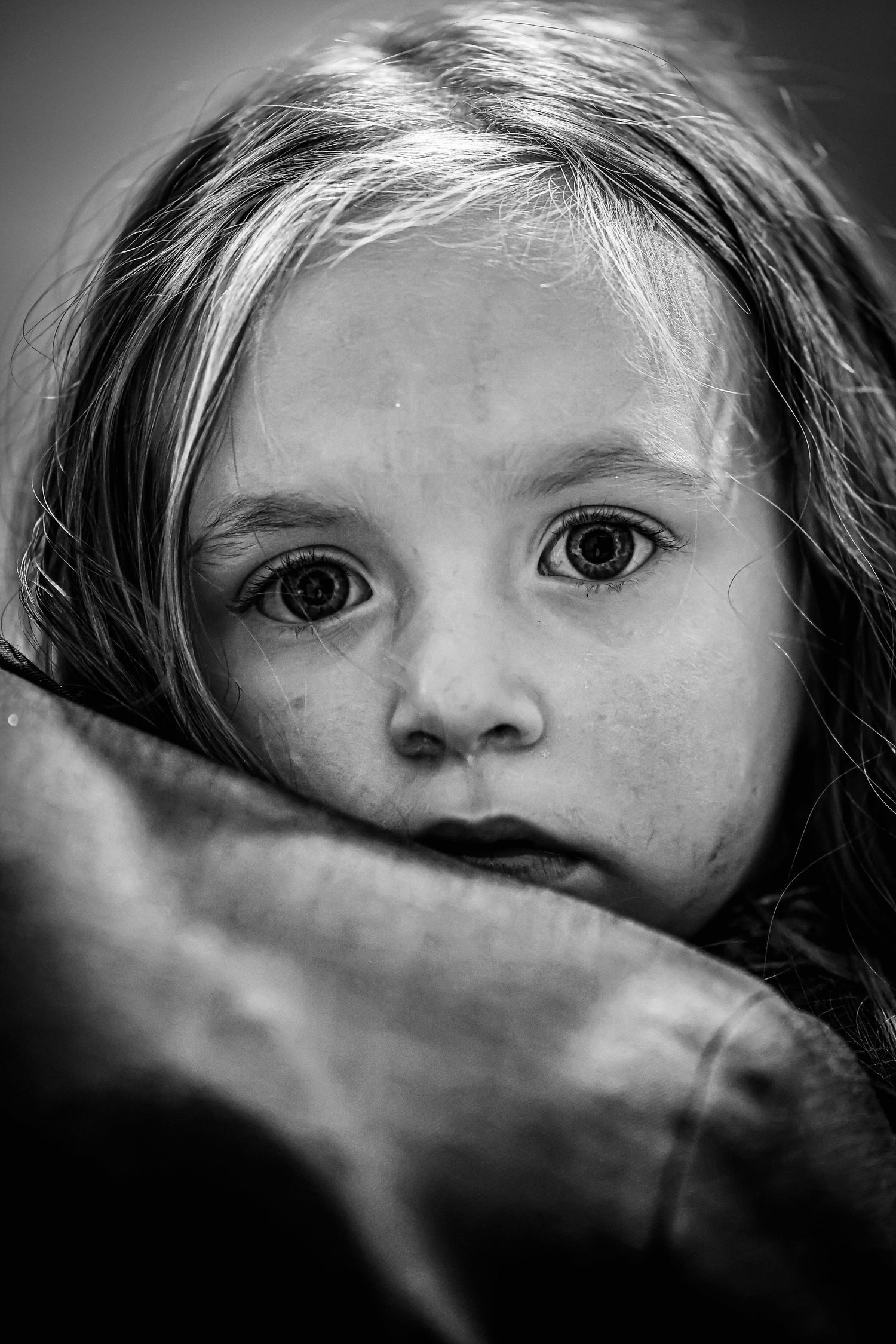Photographe en Eure et Loir à Chartres, je vous accompagne pour capturer vos moments de vie, en famille, en couple ou lors de votre mariage