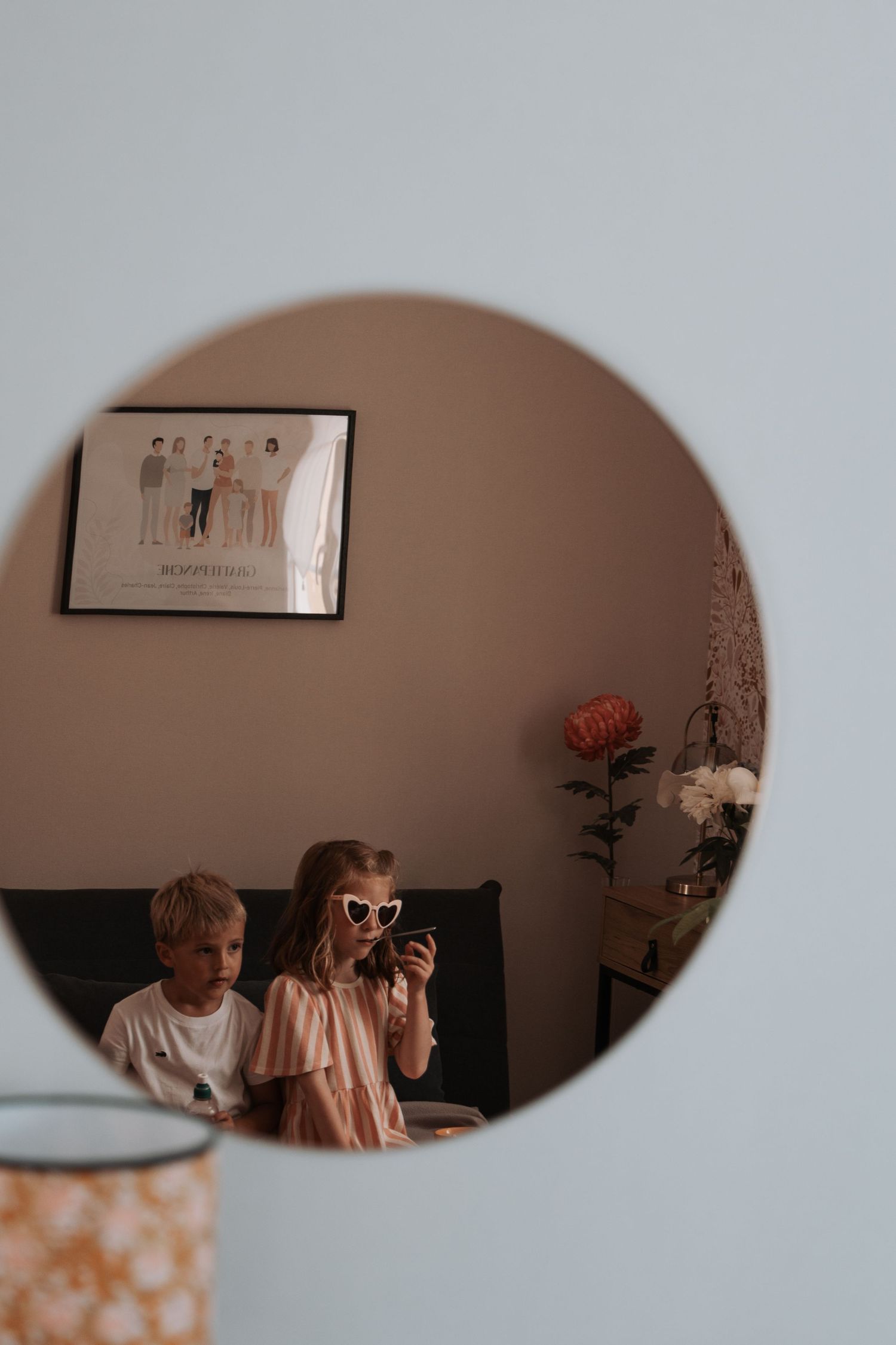 Photographe à Chartres, Eure-et-Loir, je capture vos mariages et instants de vie en famille, couple ou naissance avec émotion.