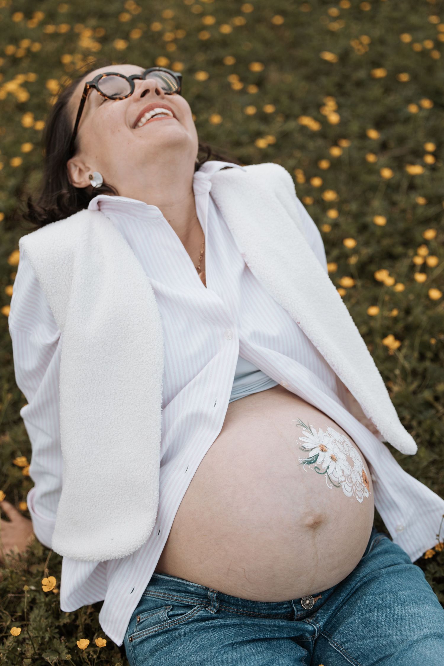 Photographe à Chartres, Eure-et-Loir, je capture vos mariages et instants de vie en famille, couple ou naissance avec émotion.