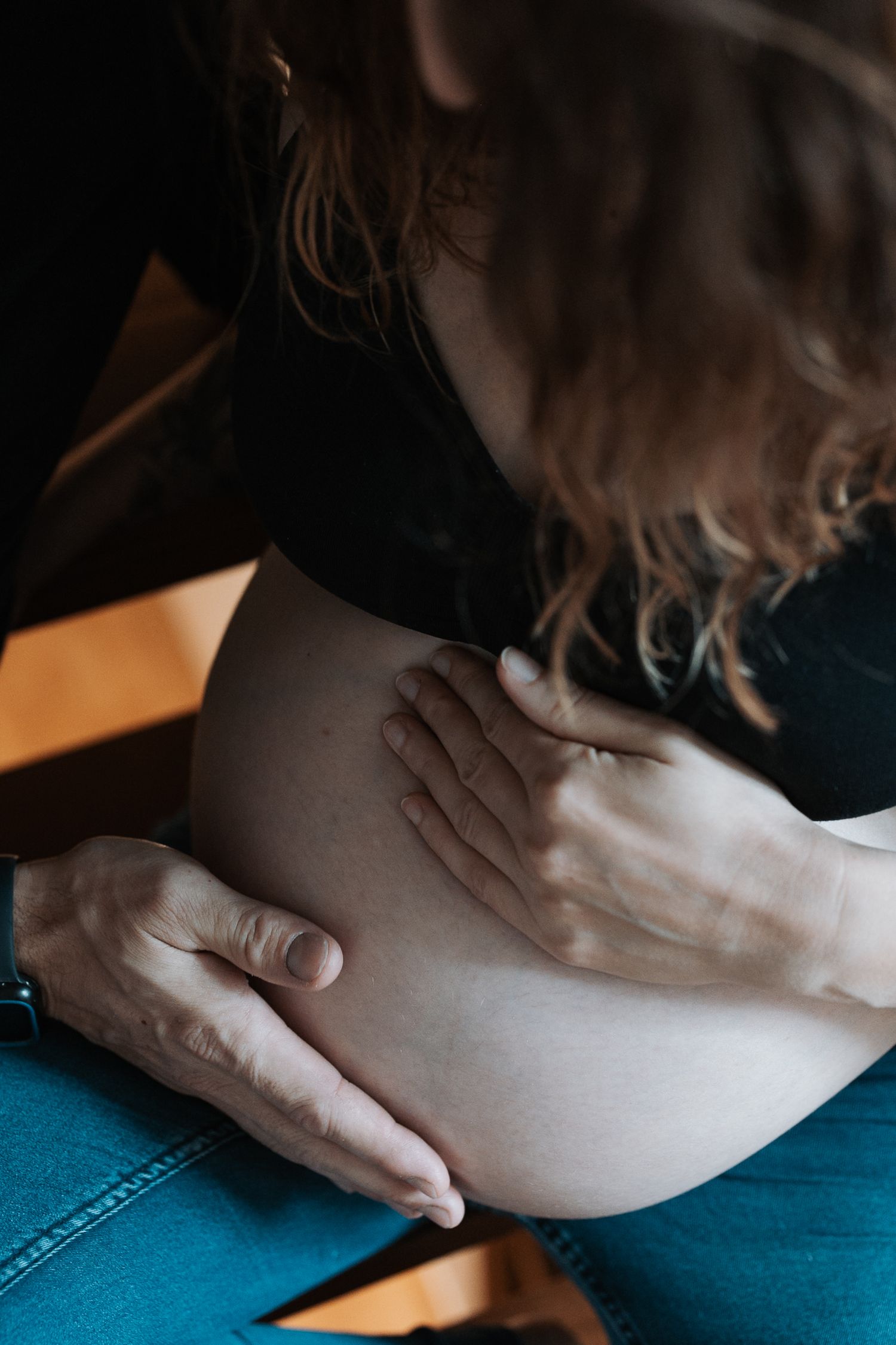 Photographe à Chartres, Eure-et-Loir, je capture vos mariages et instants de vie en famille, couple ou naissance avec émotion.