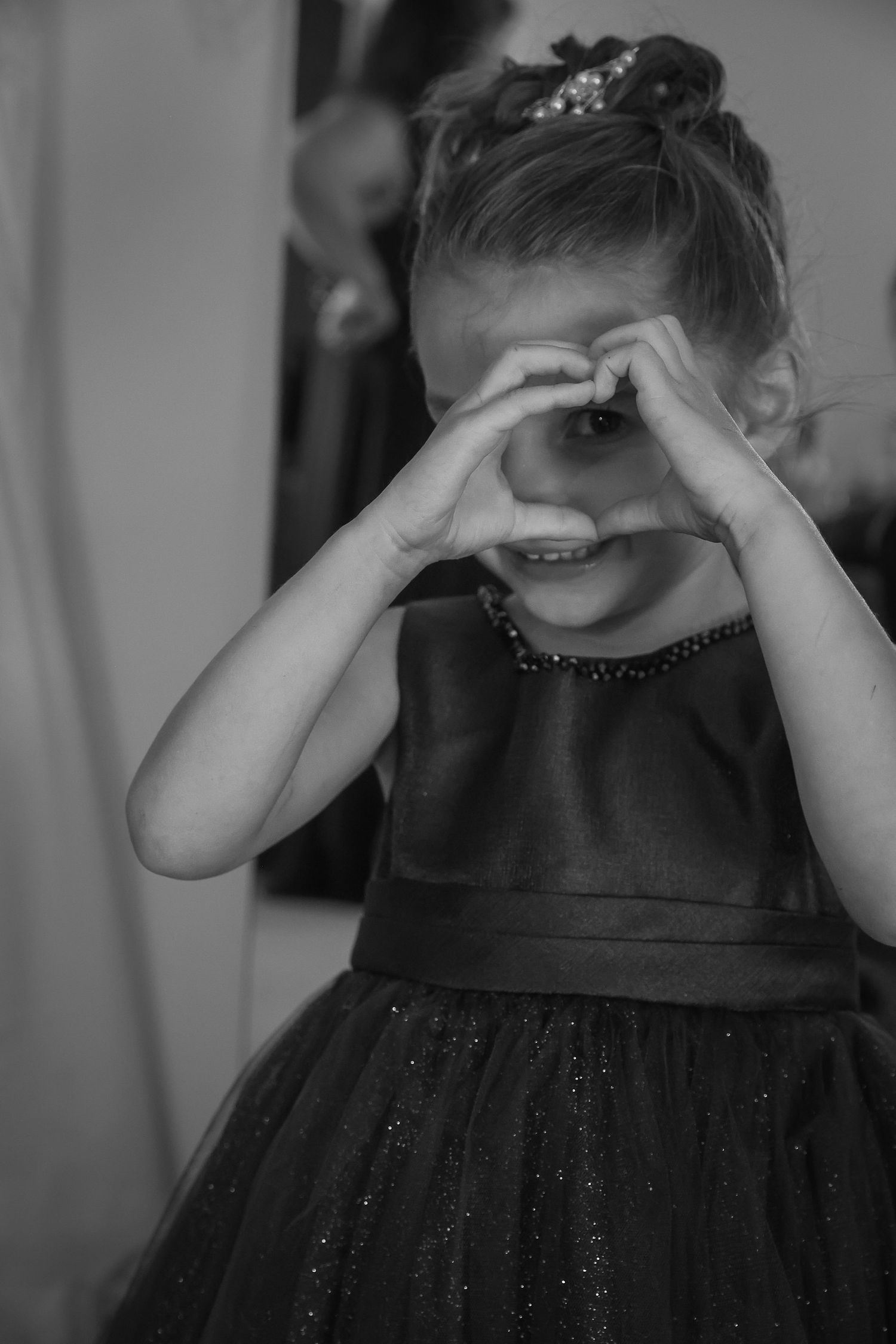 Photographe en Eure et Loir à Chartres, je vous accompagne pour capturer vos moments de vie, en famille, en couple ou lors de votre mariage