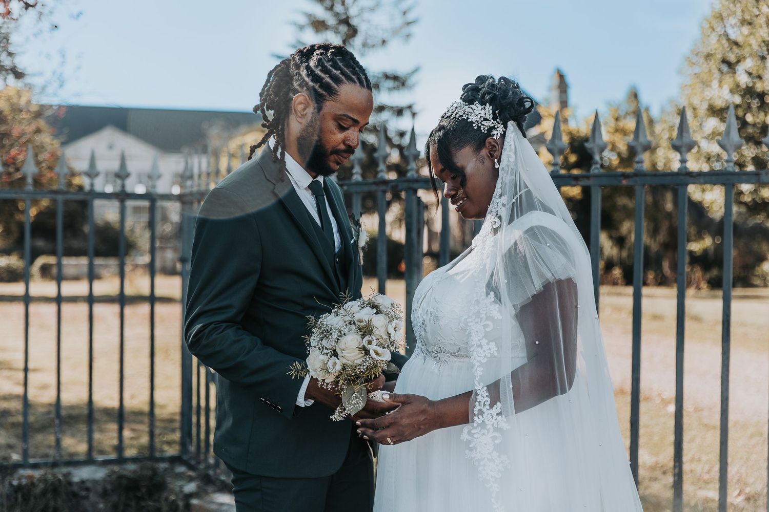 Photographe en Eure et Loir à Chartres, je vous accompagne pour capturer vos moments de vie, en famille, en couple ou lors de votre mariage