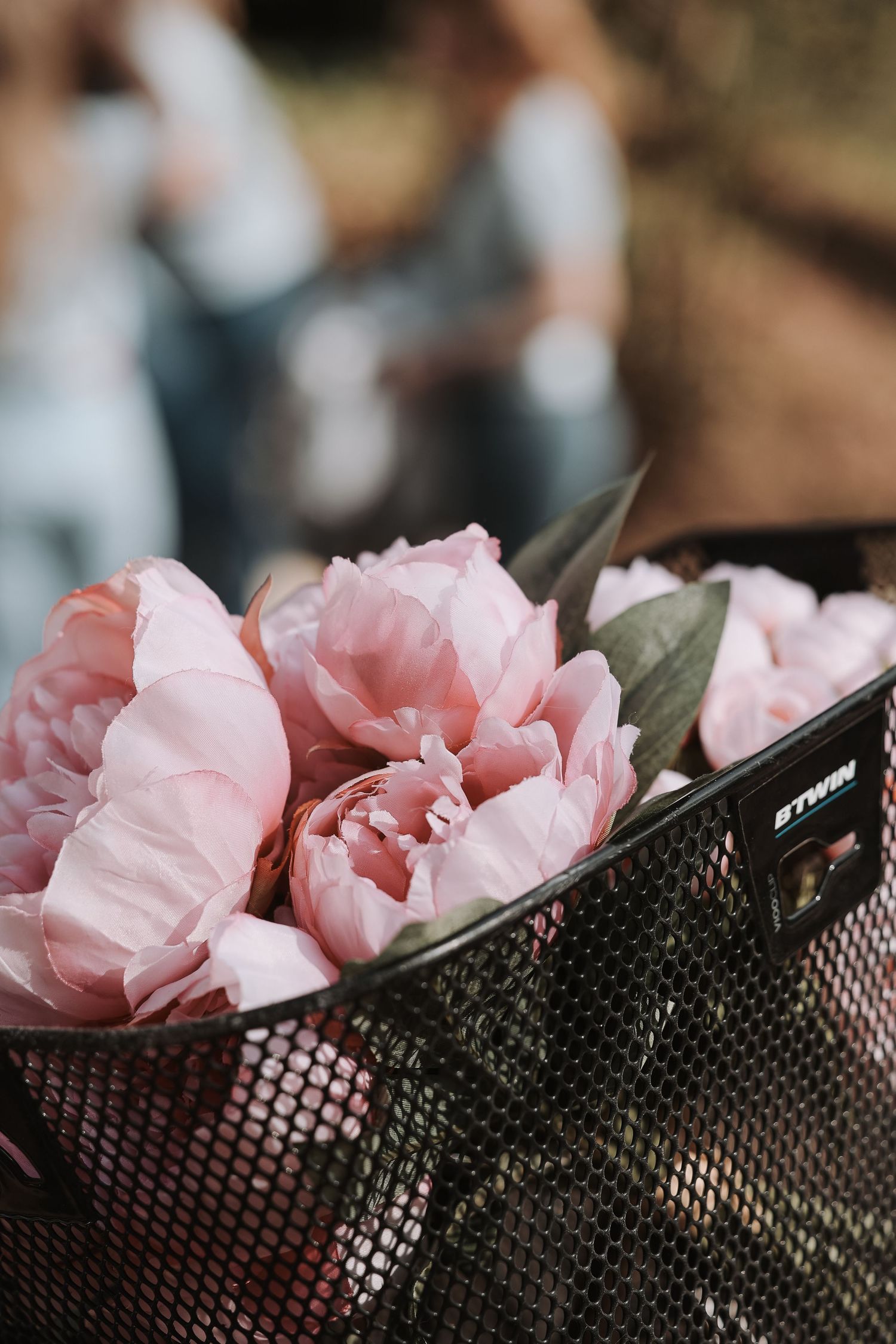 Photographe en Eure et Loir à Chartres, je vous accompagne pour capturer vos moments de vie, en famille, en couple ou lors de votre mariage