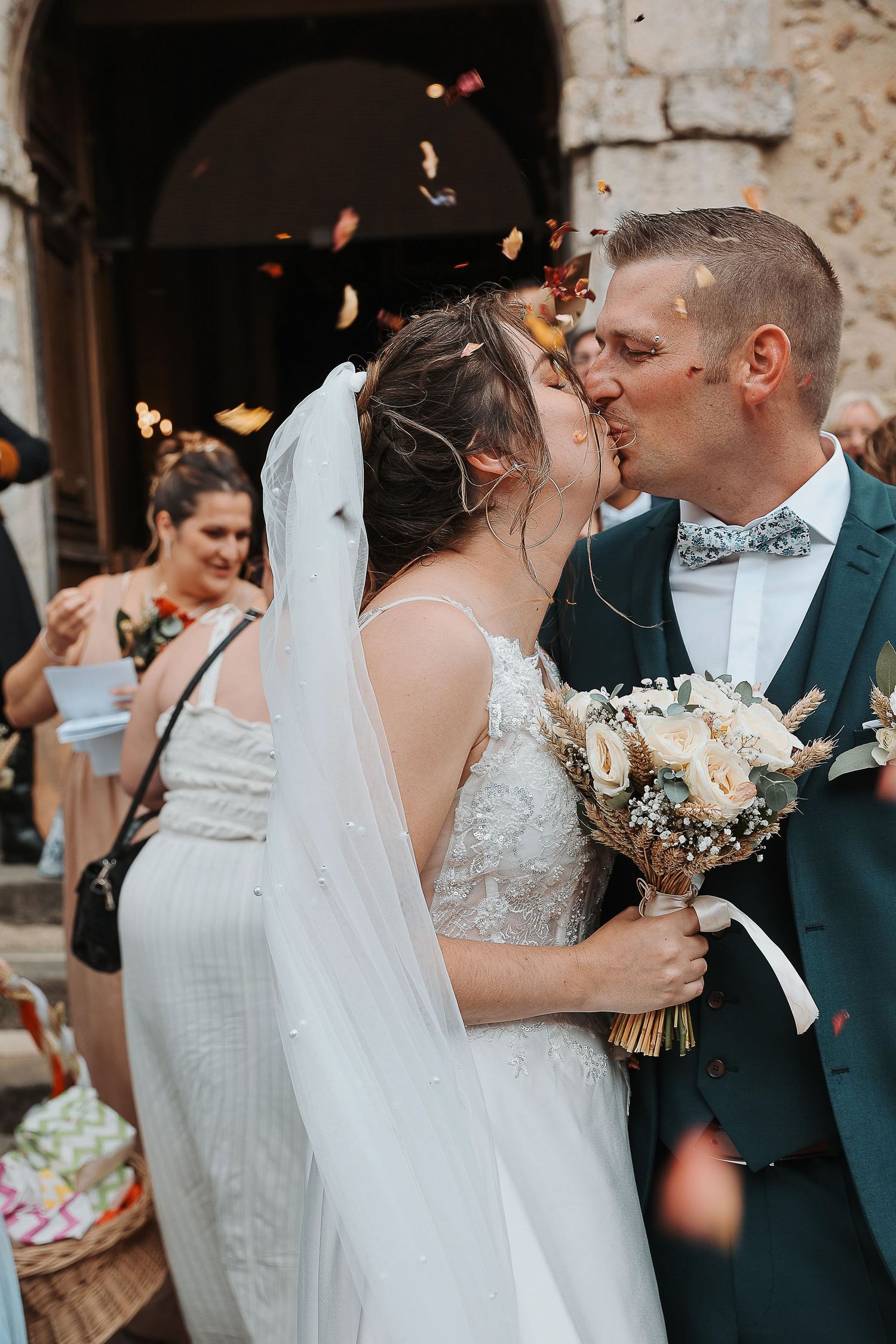 Photographe en Eure et Loir à Chartres, je vous accompagne pour capturer vos moments de vie, en famille, en couple ou lors de votre mariage
