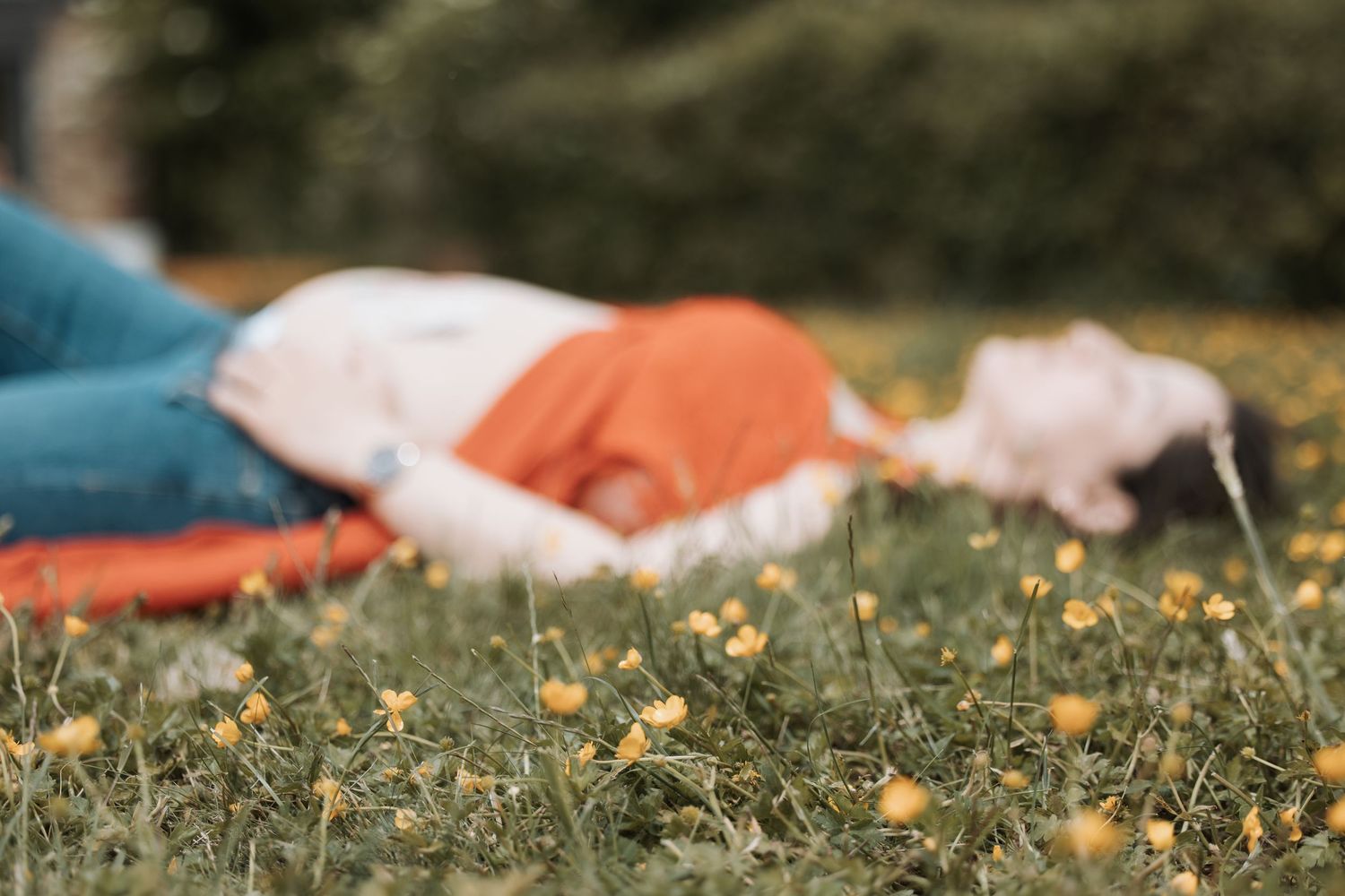 Photographe à Chartres, Eure-et-Loir, je capture vos mariages et instants de vie en famille, couple ou naissance avec émotion.