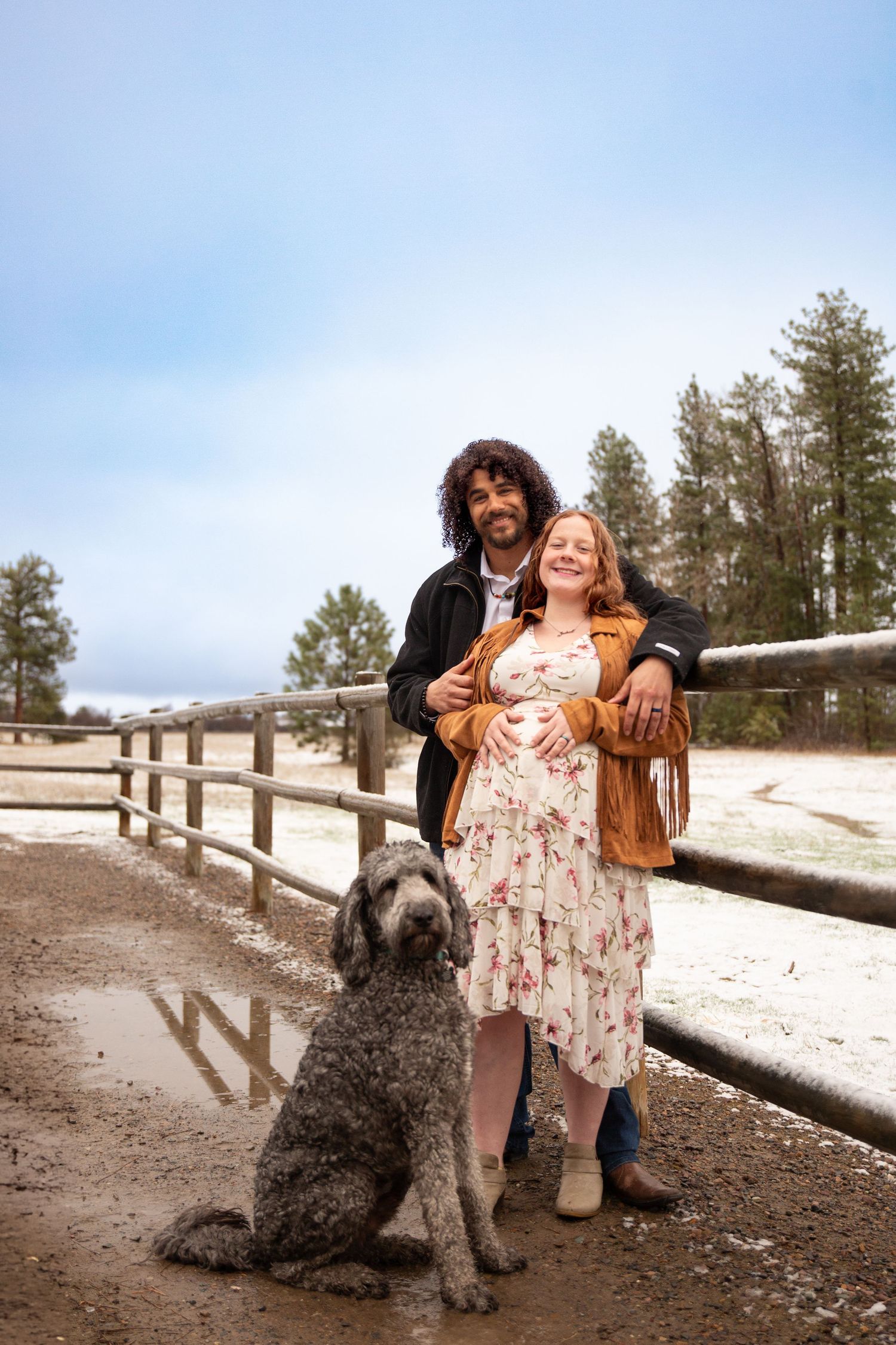 Missoula, Mt Maternity Portrait, outside with family
Kayla Sproles Photography 2025