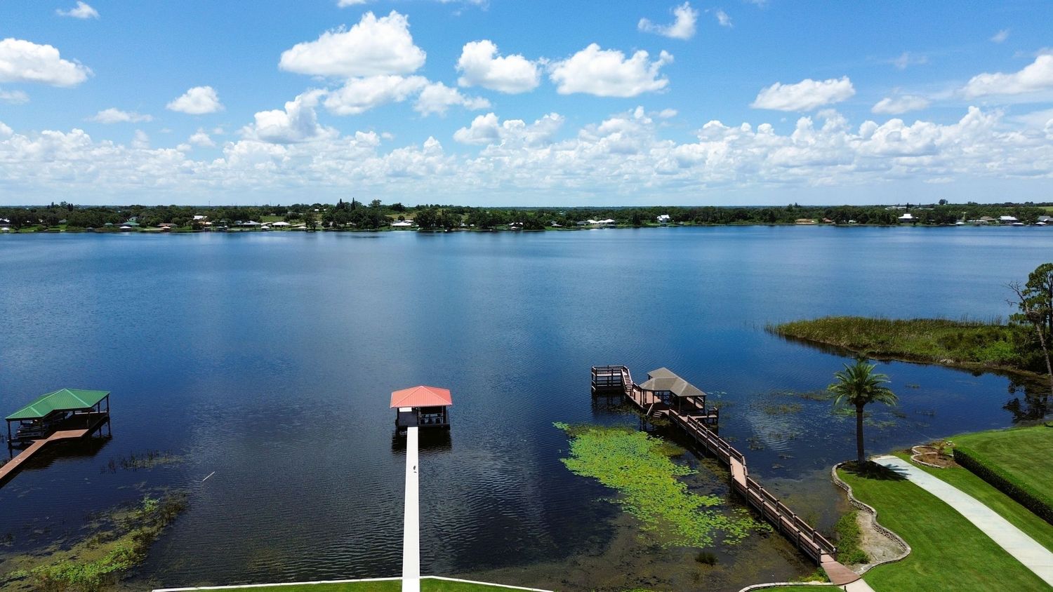 Real Estate Drone Photo of Clinch Lake Frostproof.