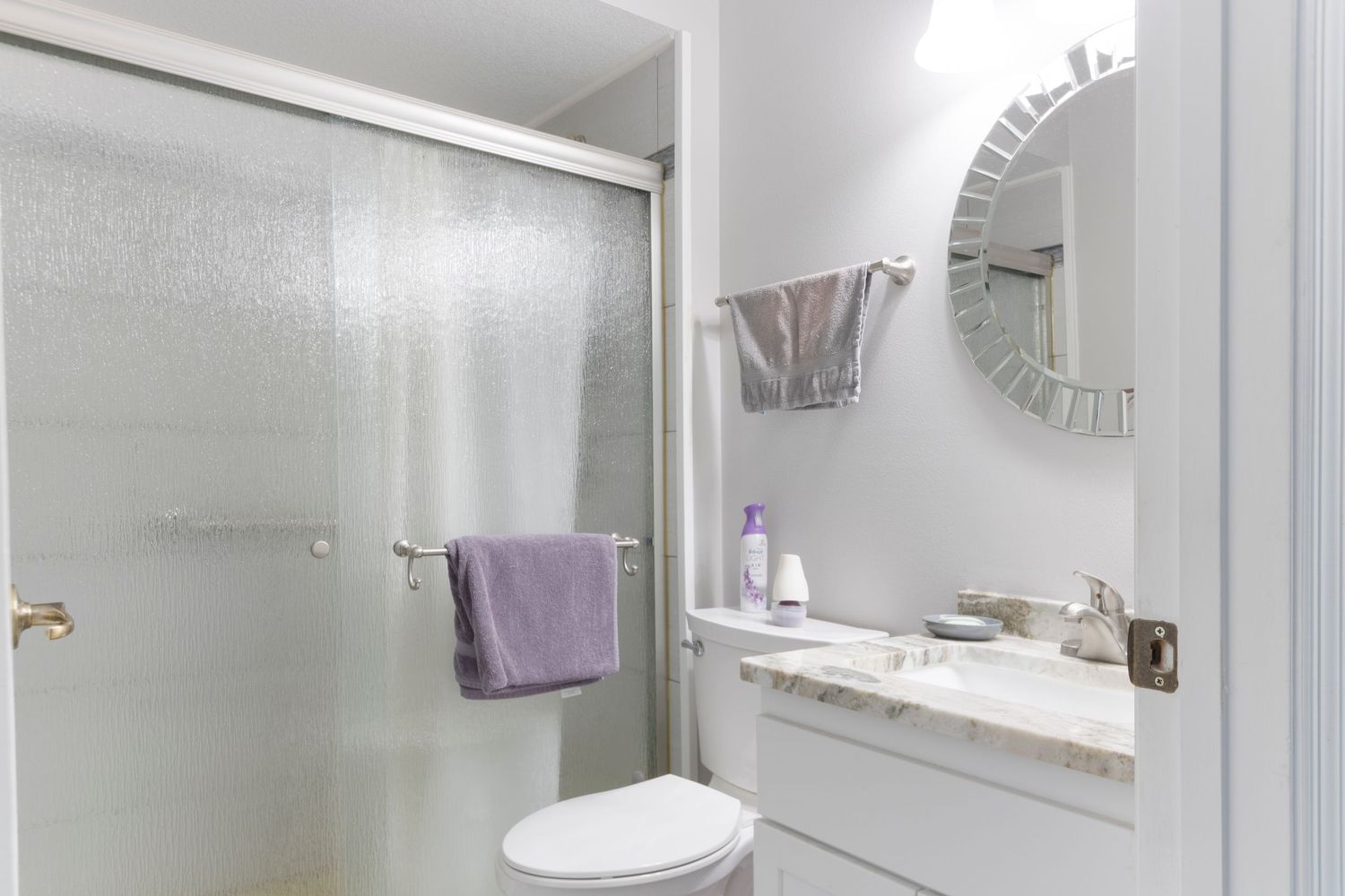 Real Estate Interior Photo.