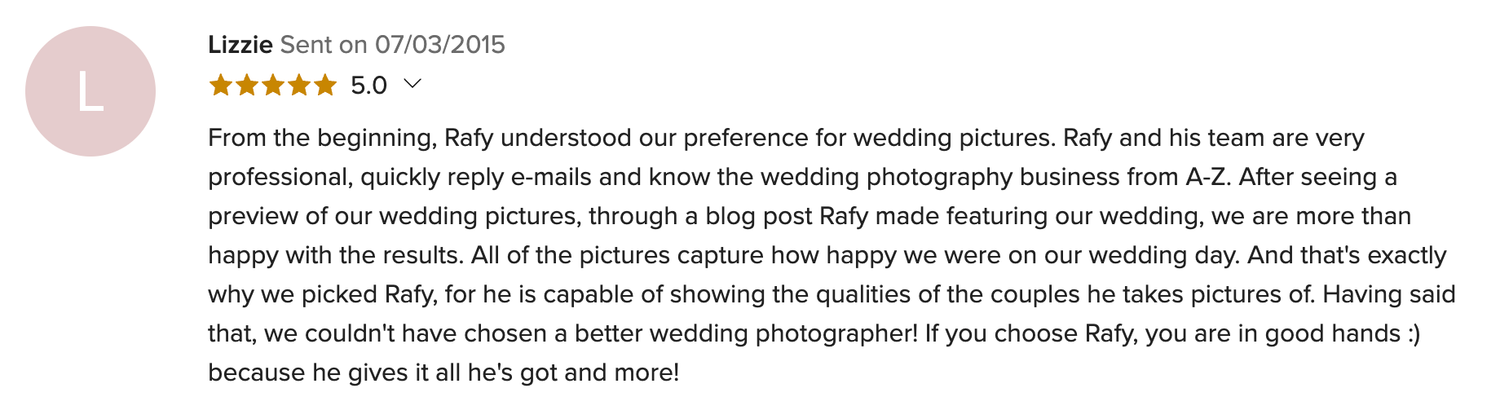 Five-star customer review praising professional wedding photography services, quick responses, and high-quality results.