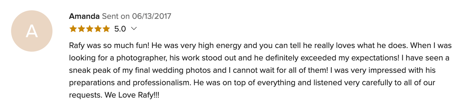 Five-star customer review praising photographer Rafy for exceeding expectations with wedding photos and professionalism.