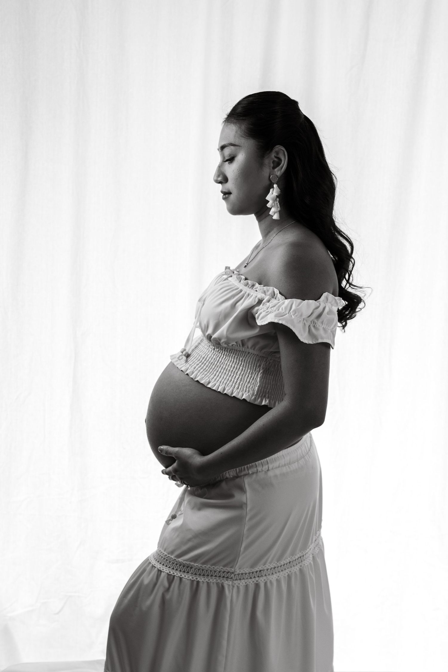 Maternity photos South Jersey emotional portrait