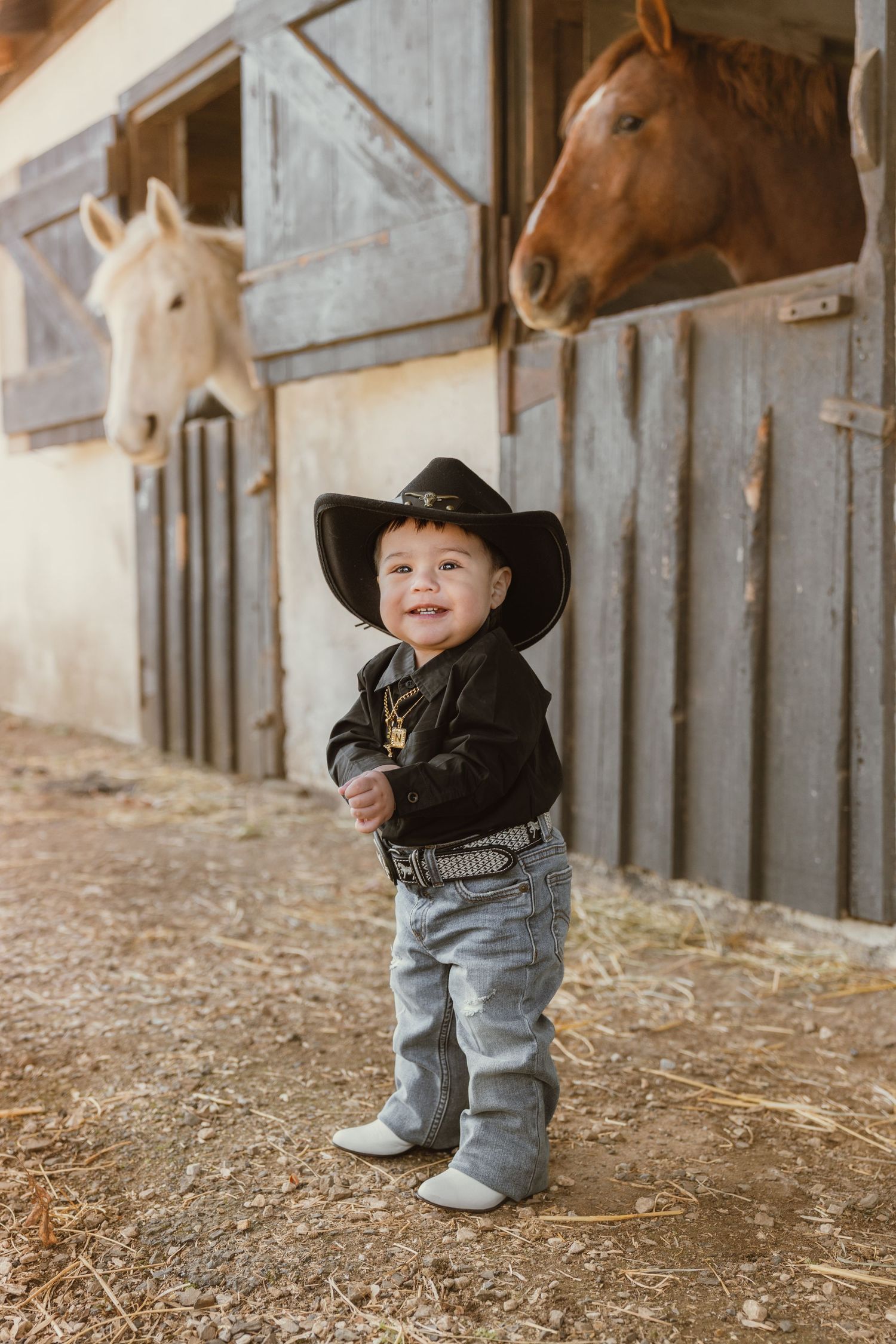 First birthday rodeo farm photography session, horse farm first birthday photography, Philadelphia, NJ, south jersey.