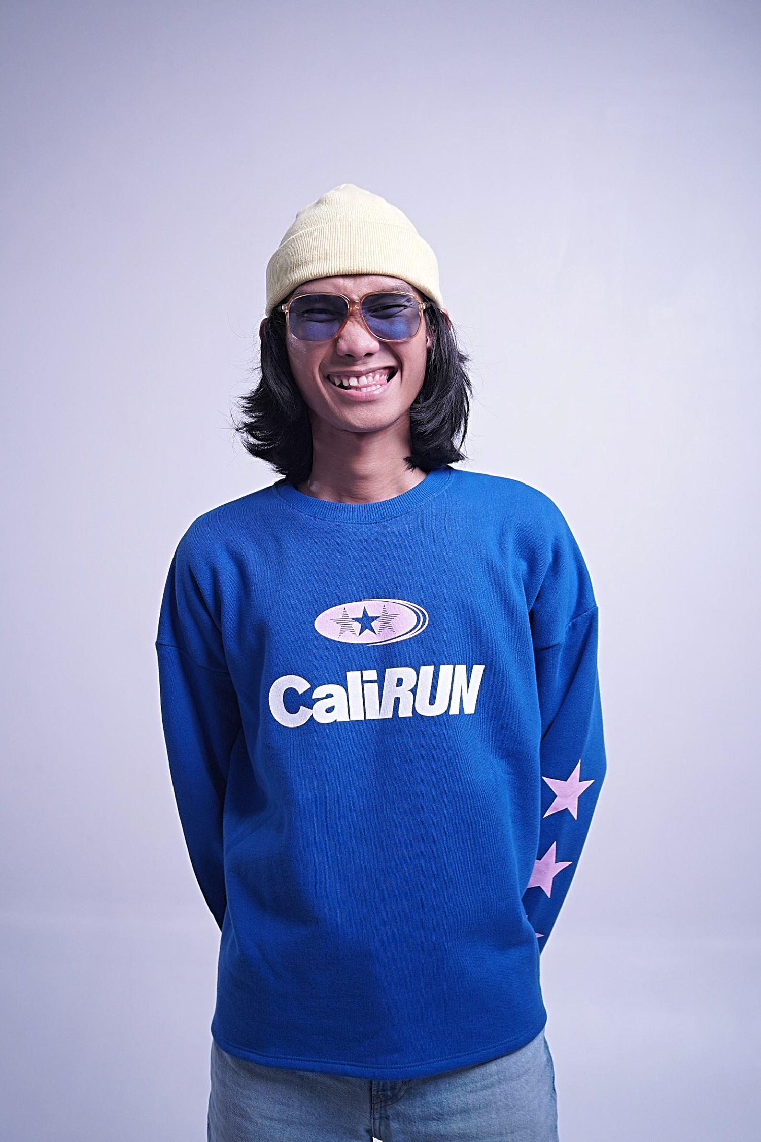 Headshot profesional untuk Personal Branding Elite di Surabaya. Rokok HS Branding by hilda art photography
