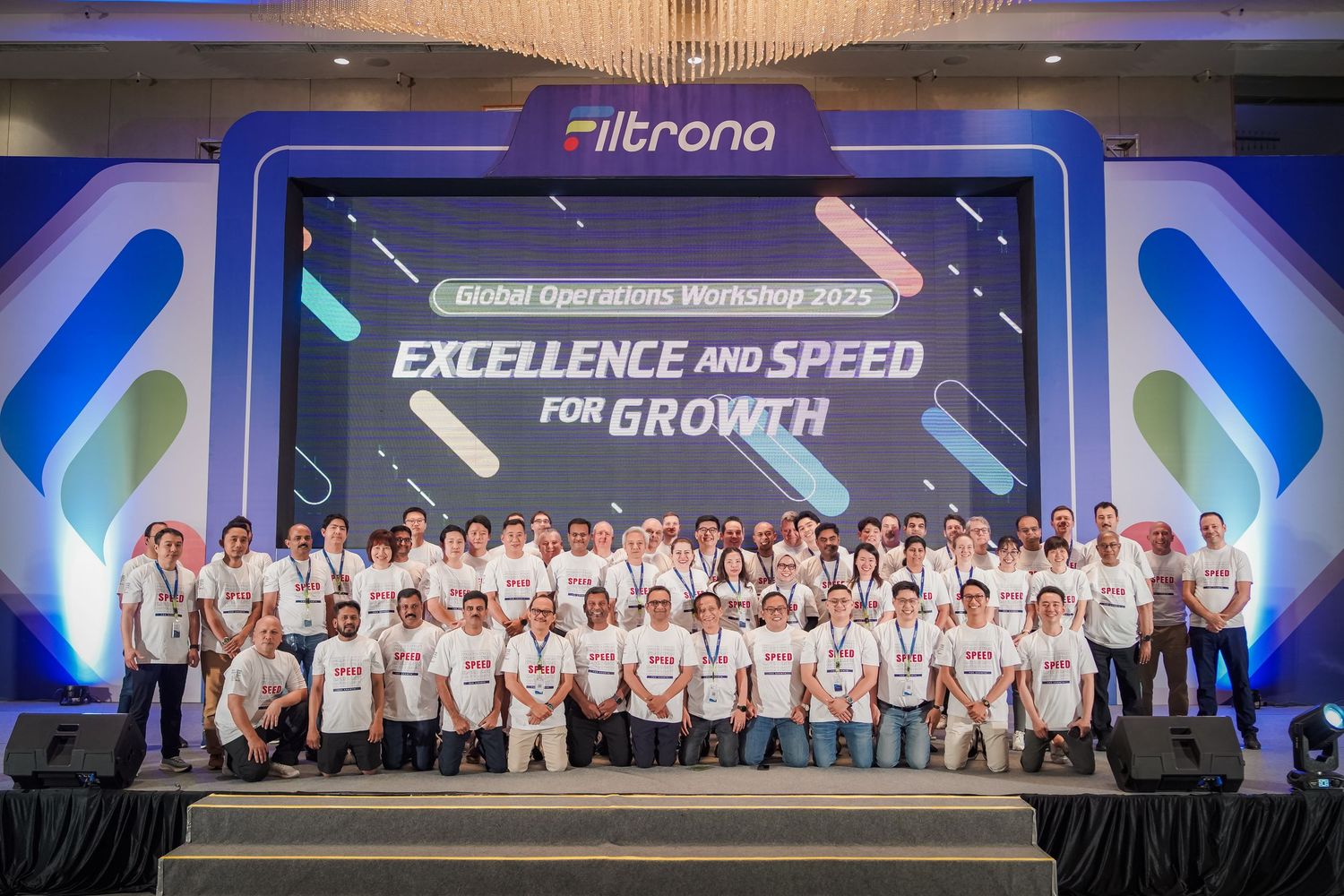 Foto profil resmi untuk laporan tahunan (Annual Report). PT Filtrona Manufacturing Indonesia by hilda art photography surabaya