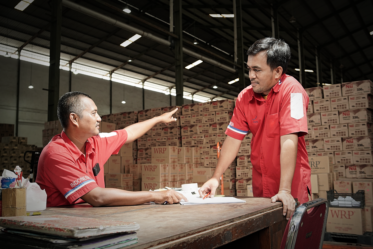 Executive Portrait CEO dengan standar visual jurnalisme premium. Unirama Surabaya Project hilda art photography