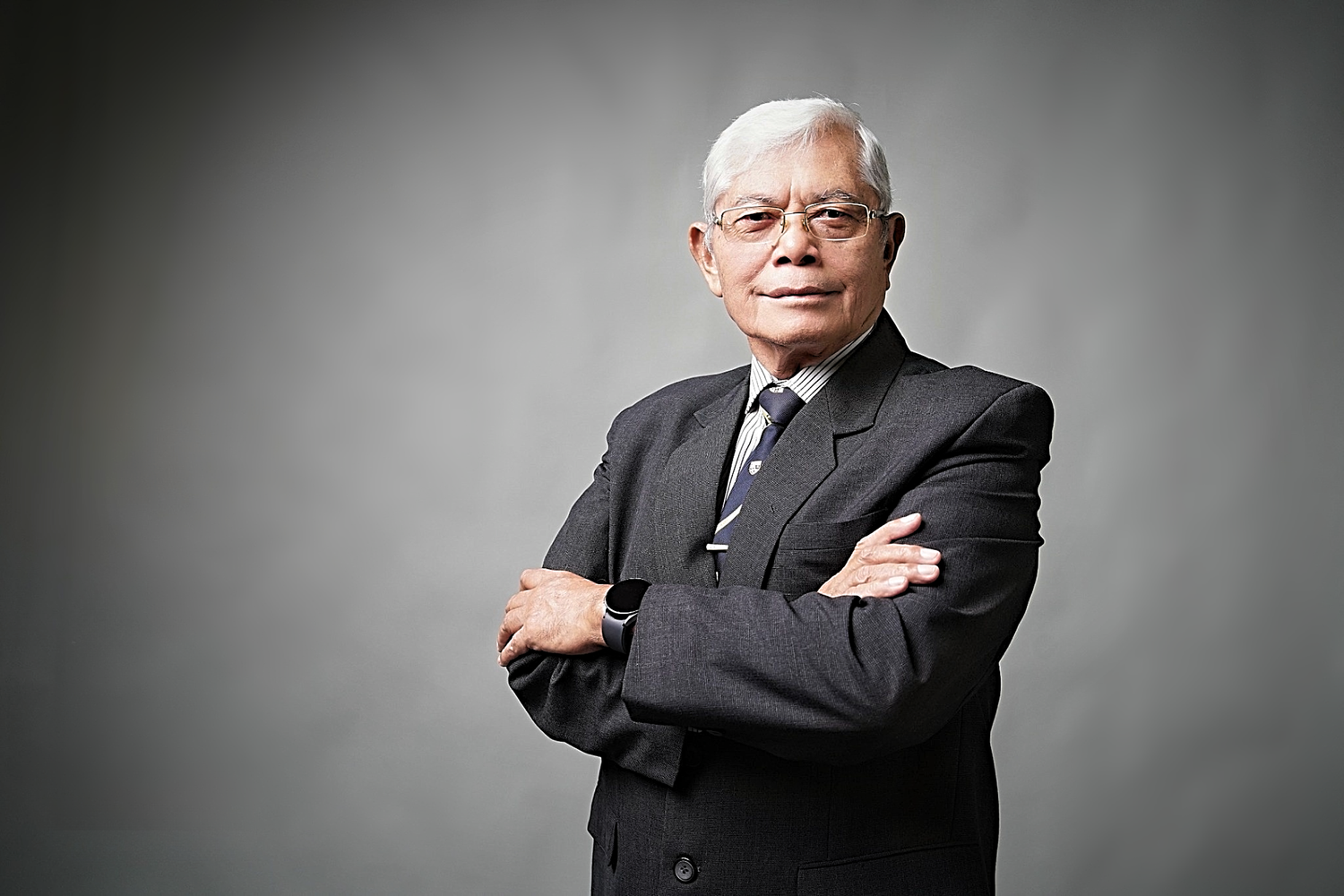 Sesi foto BOD Surabaya dengan standar kualitas media nasional. Lawfirm Surabaya by hilda art photography surabaya