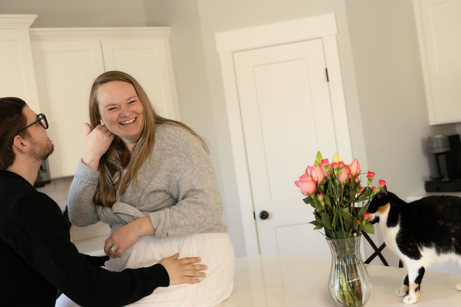 in home maternity session in Michigan
