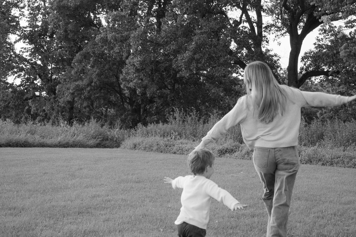 outdoor sunset family session in Michigan