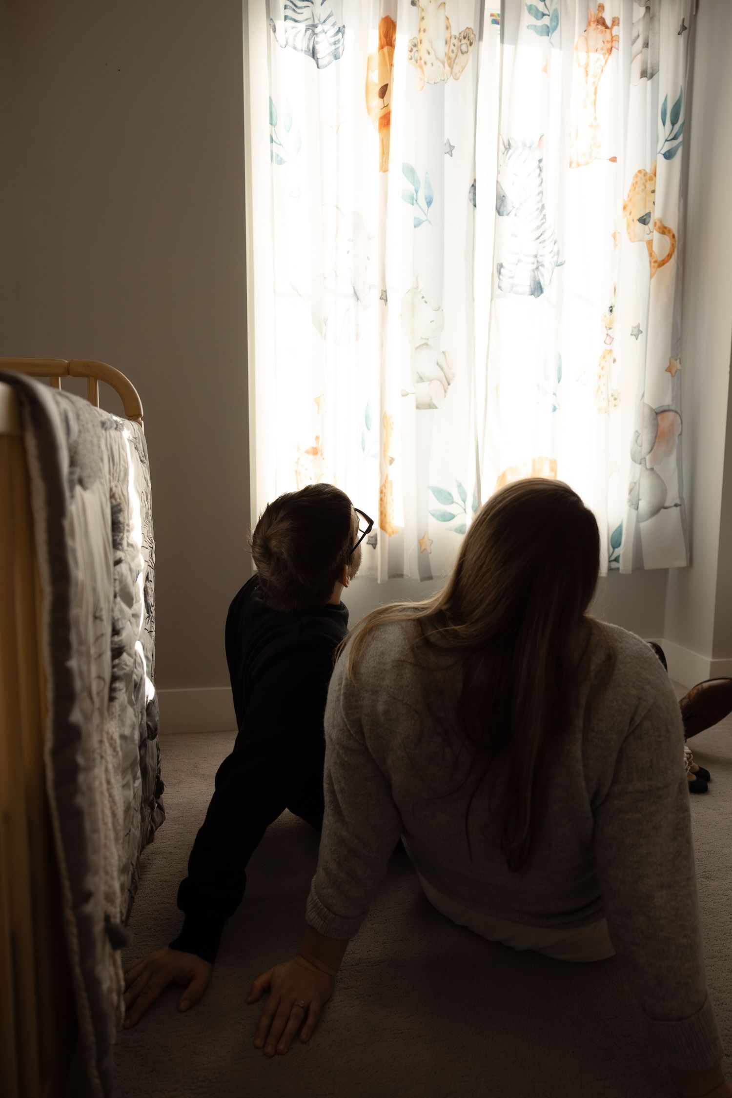 indoor maternity session in Michigan