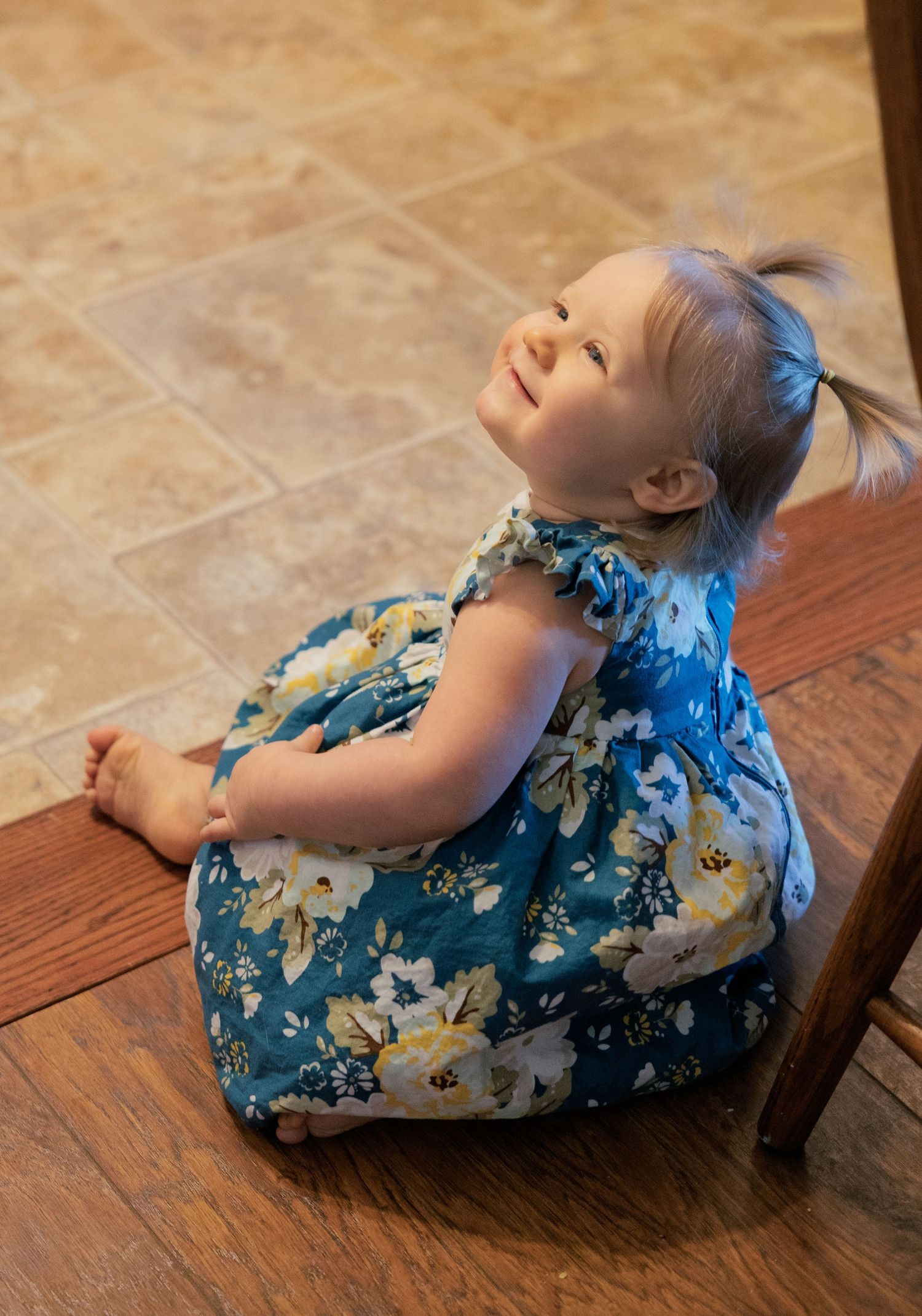 indoor portraits for family session in Michigan