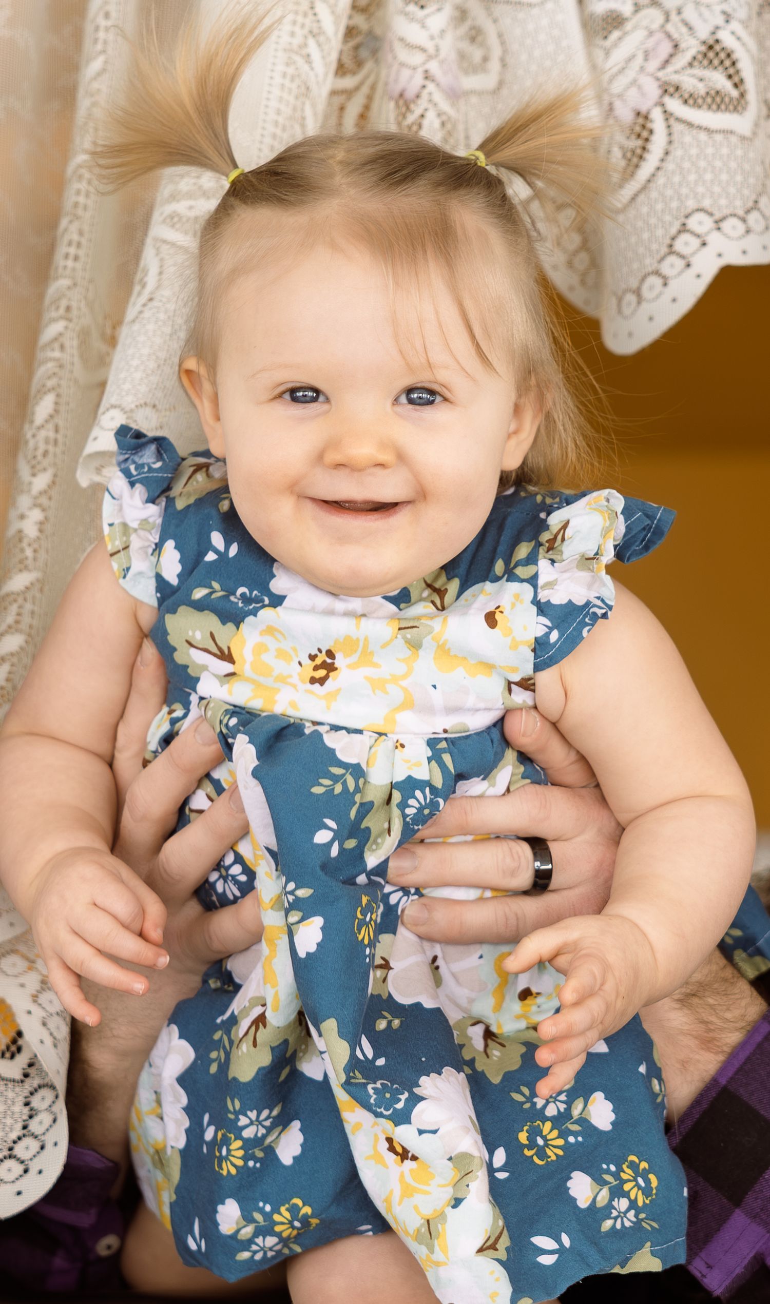 indoor portraits for family session in Michigan