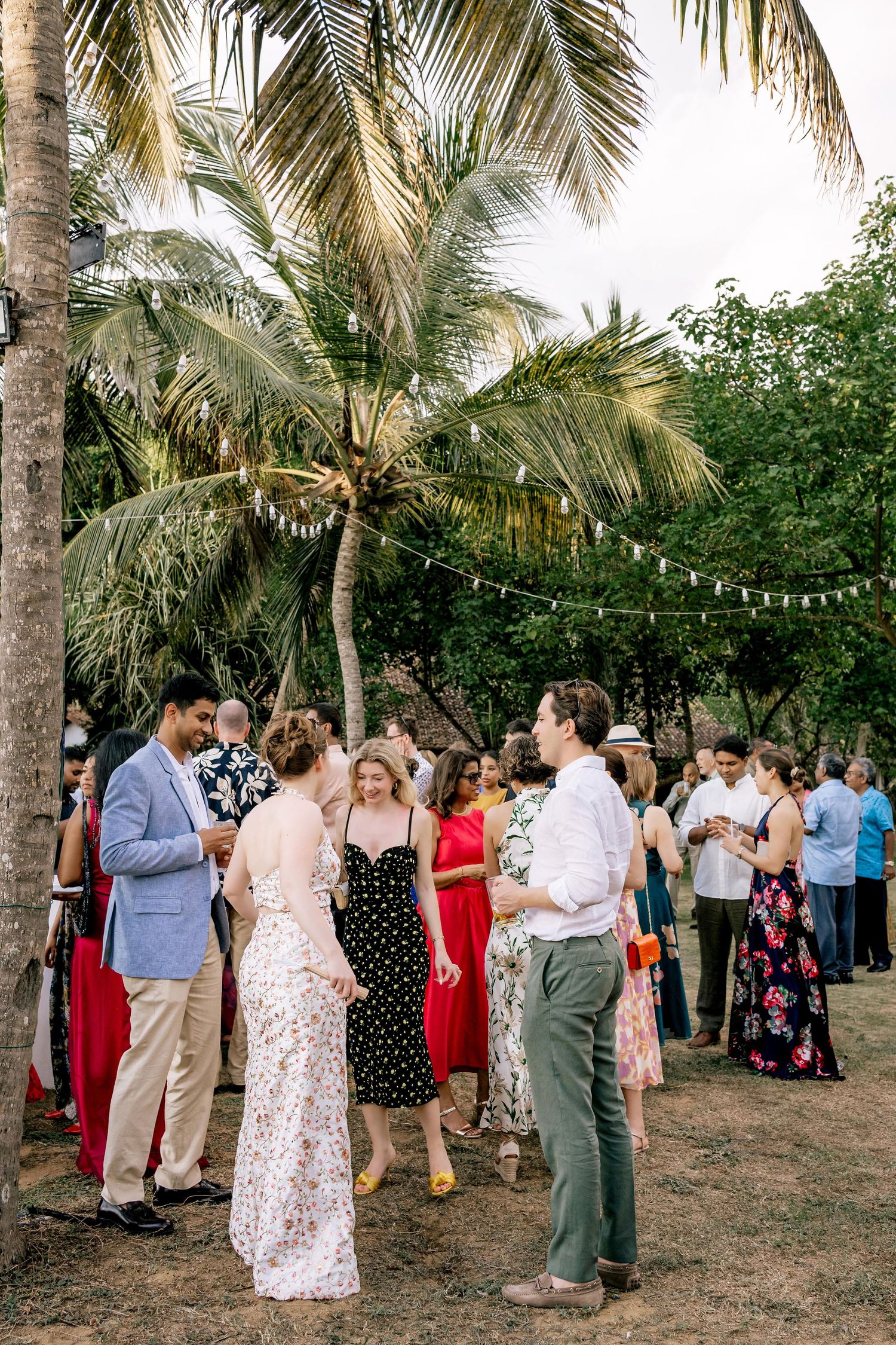 Destination Wedding Photographer in Sri Lanka | Timeless, luxury wedding photography by ENAMOUR STUDIO.