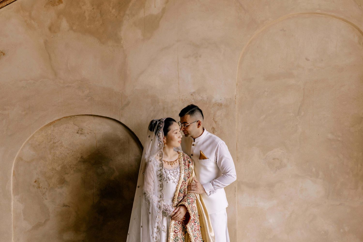 Destination Wedding Photographer in Sri Lanka | Timeless, luxury wedding photography by ENAMOUR STUDIO.