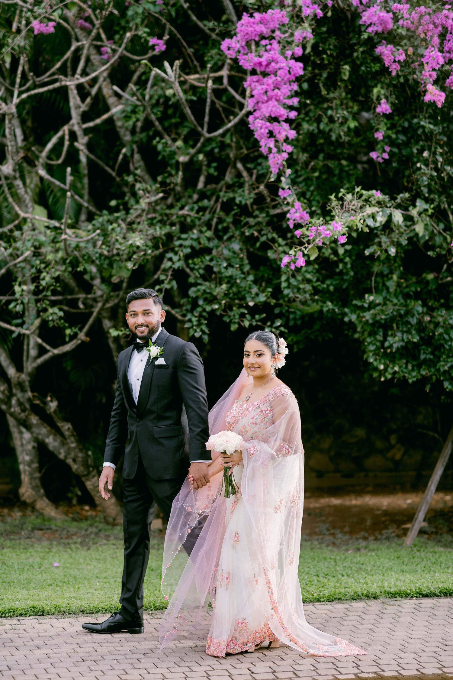 Destination Wedding Photographer in Sri Lanka | Timeless, luxury wedding photography by ENAMOUR STUDIO.
