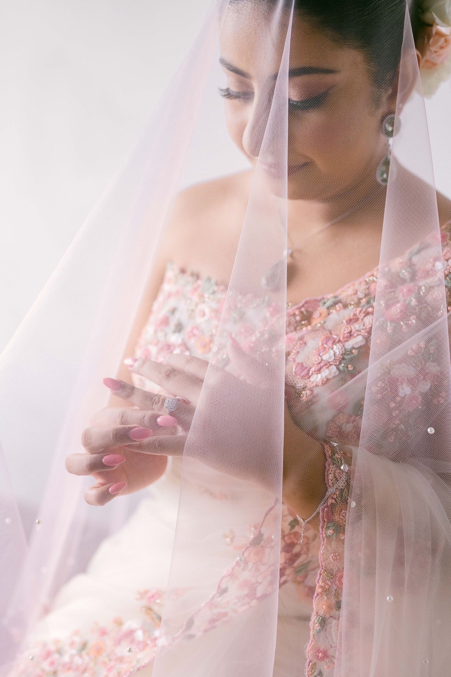 Destination Wedding Photographer in Sri Lanka | Timeless, luxury wedding photography by ENAMOUR STUDIO.