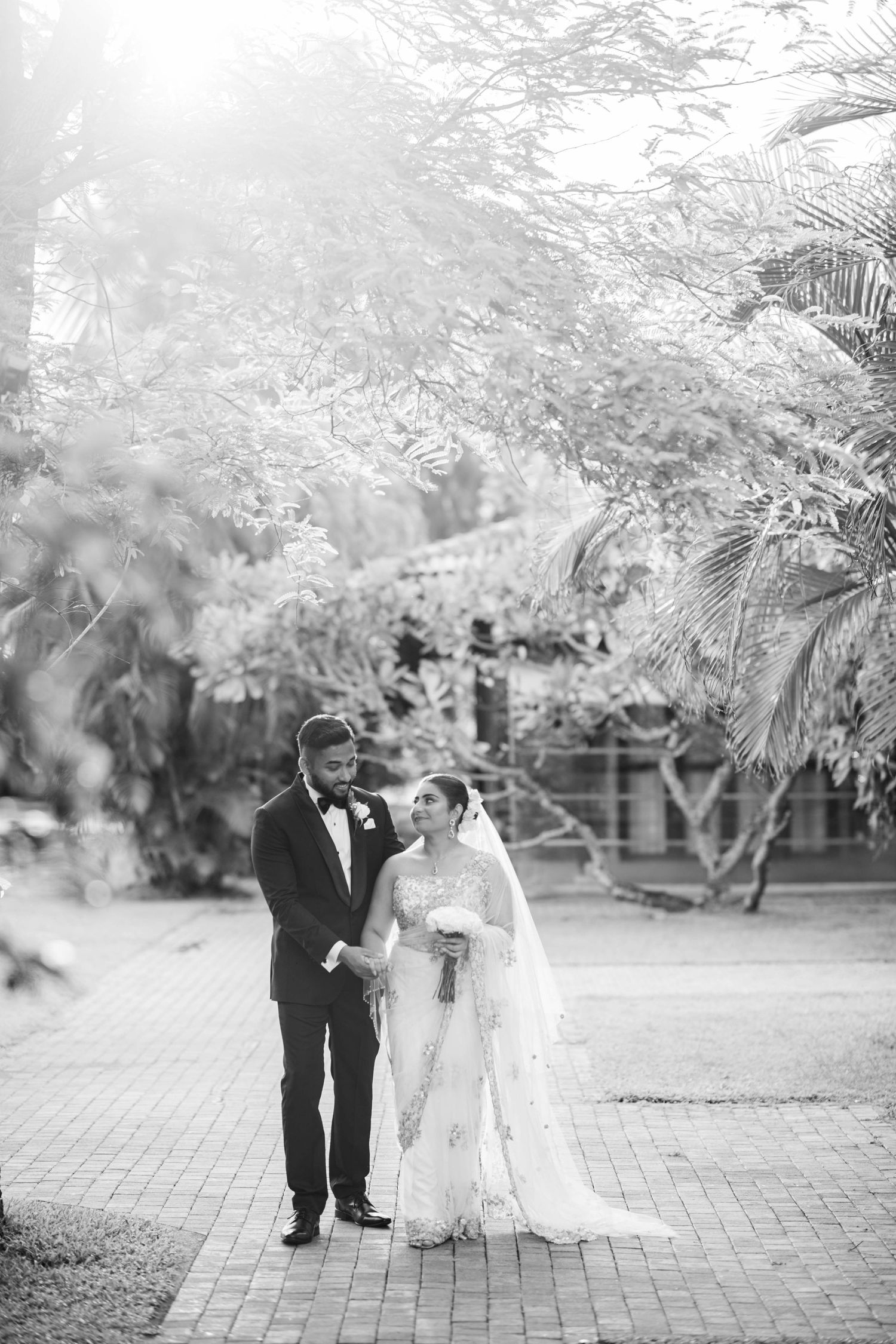 Destination Wedding Photographer in Sri Lanka | Timeless, luxury wedding photography by ENAMOUR STUDIO.