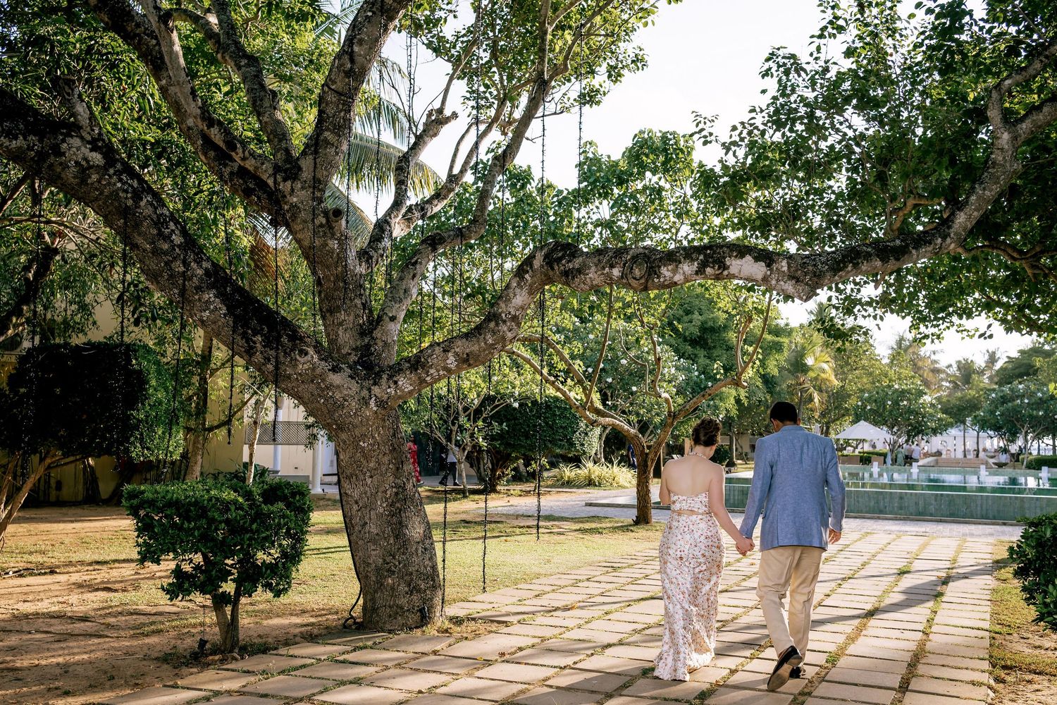 Destination Wedding Photographer in Sri Lanka | Timeless, luxury wedding photography by ENAMOUR STUDIO.