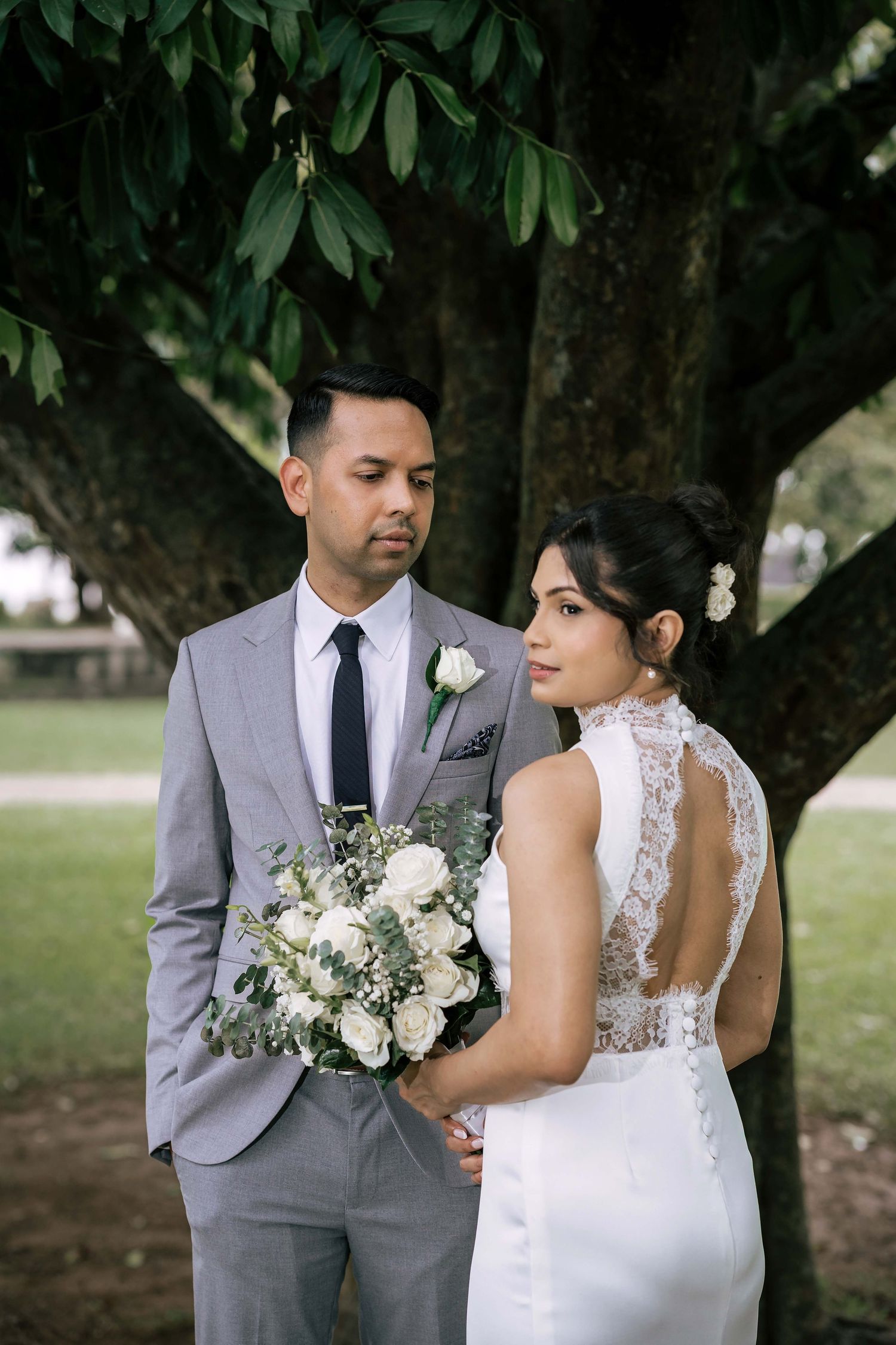 Destination Wedding Photographer in Sri Lanka | Timeless, luxury wedding photography by ENAMOUR STUDIO.