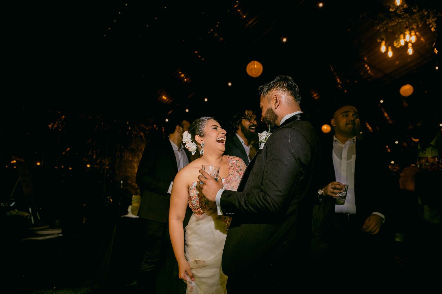 Destination Wedding Photographer in Sri Lanka | Timeless, luxury wedding photography by ENAMOUR STUDIO.