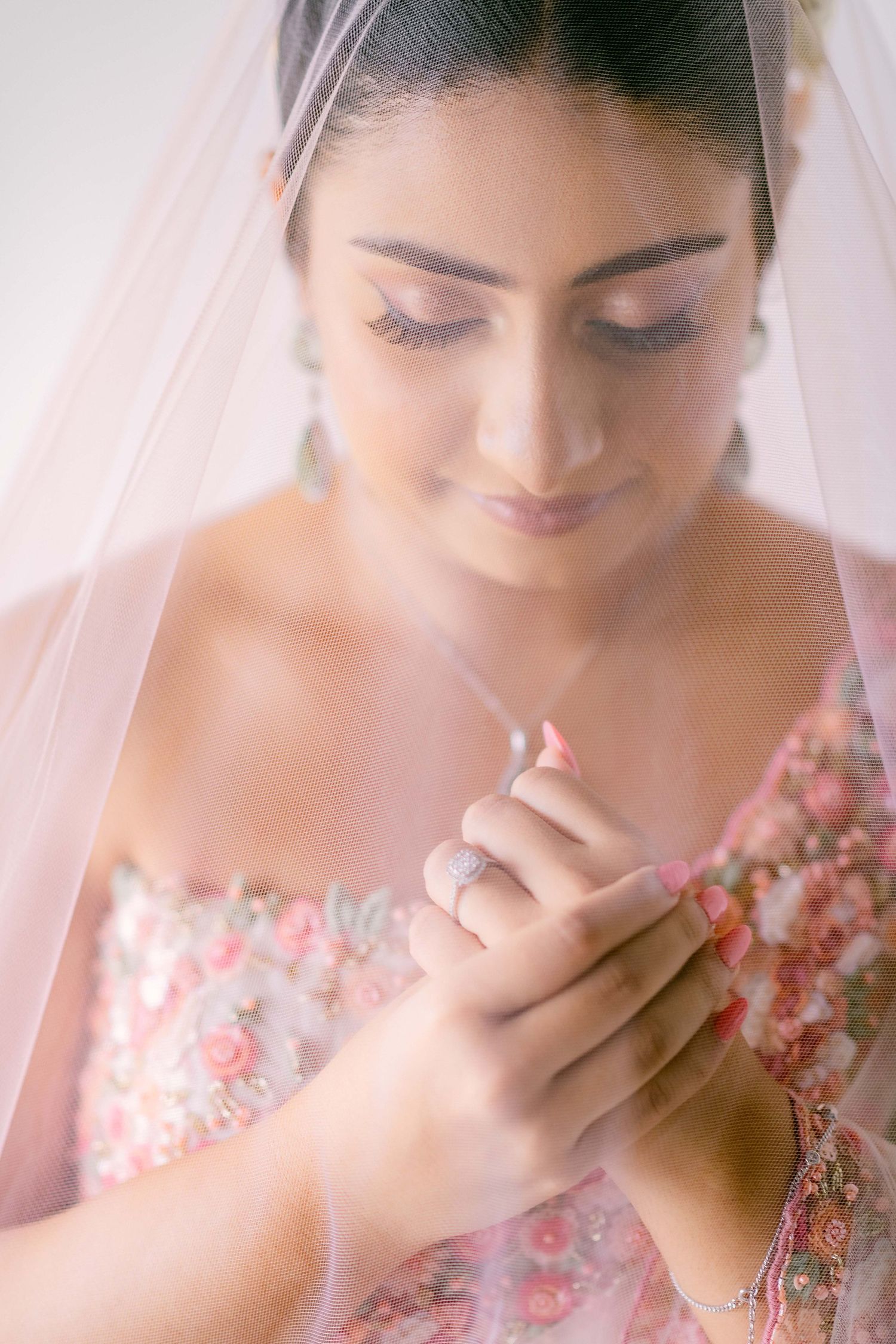 Destination Wedding Photographer in Sri Lanka | Timeless, luxury wedding photography by ENAMOUR STUDIO.