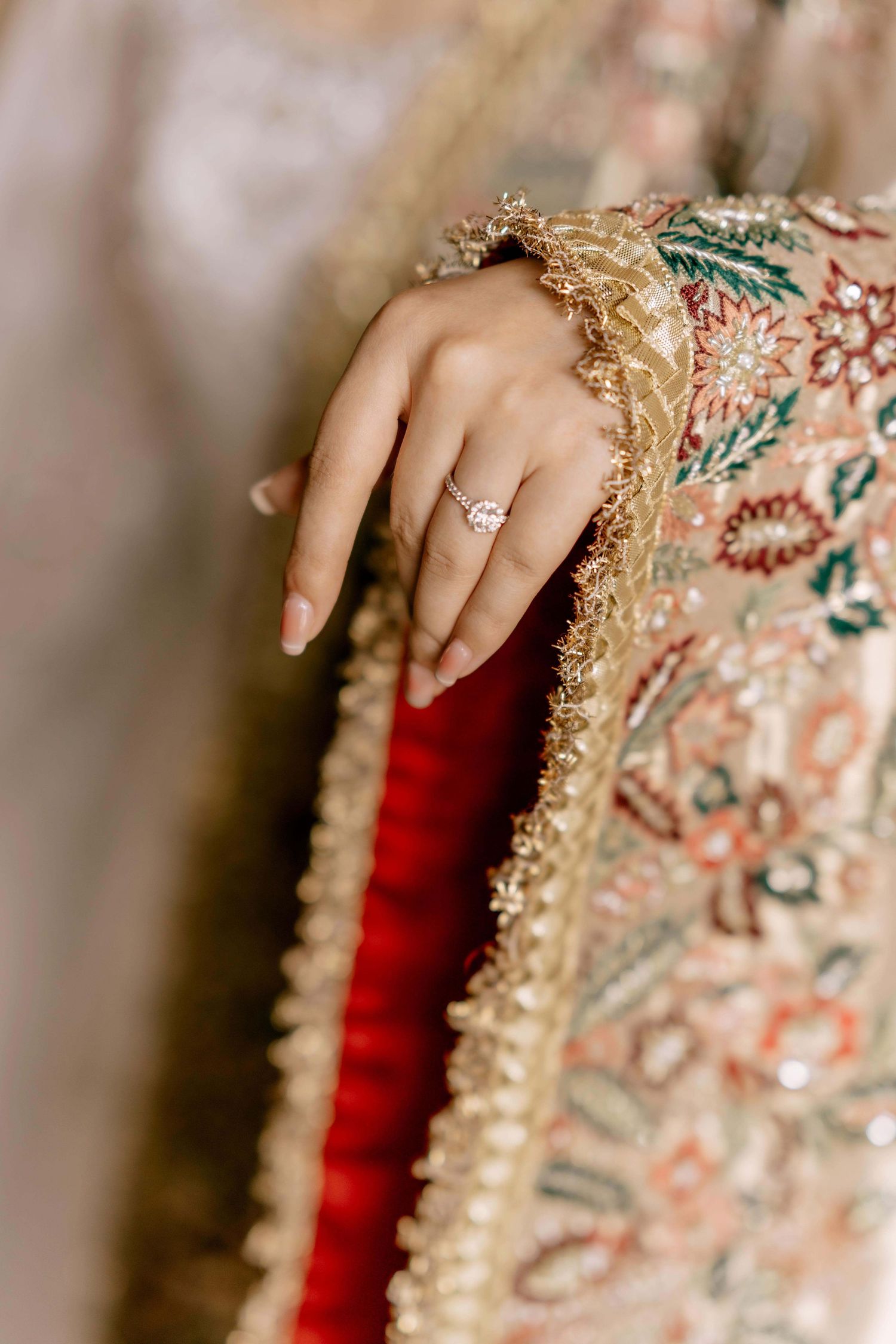 Destination Wedding Photographer in Sri Lanka | Timeless, luxury wedding photography by ENAMOUR STUDIO.