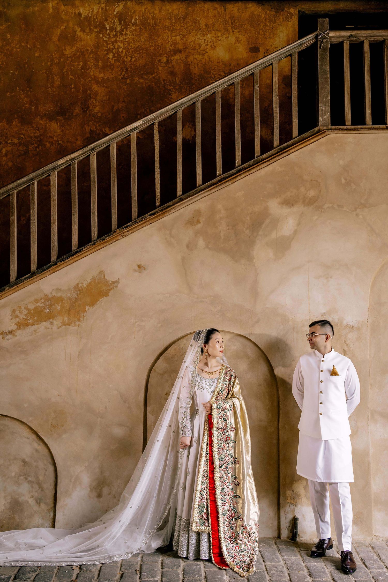Destination Wedding Photographer in Sri Lanka | Timeless, luxury wedding photography by ENAMOUR STUDIO.