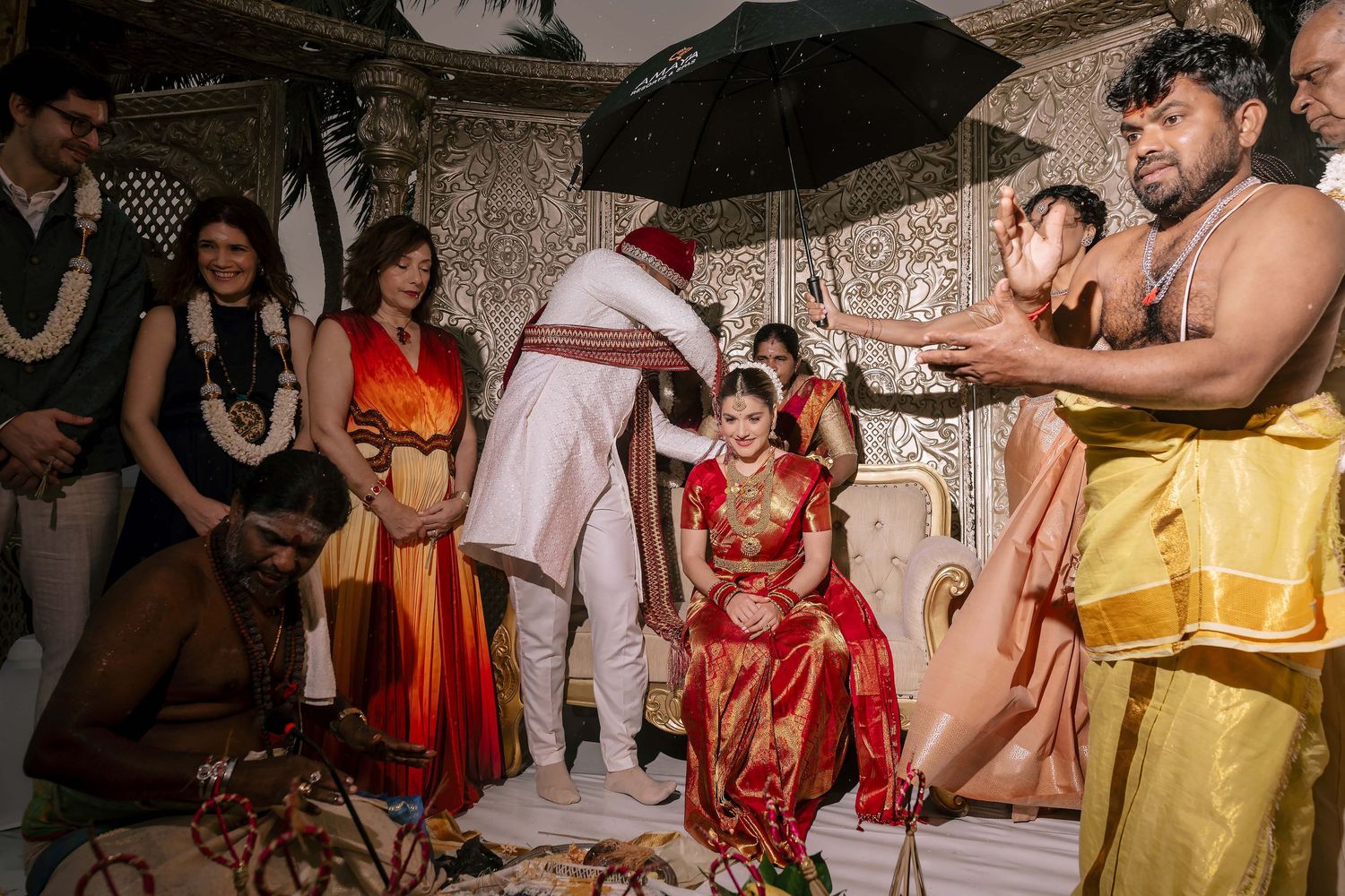 Destination Wedding Photographer in Sri Lanka | Timeless, luxury wedding photography by ENAMOUR STUDIO.