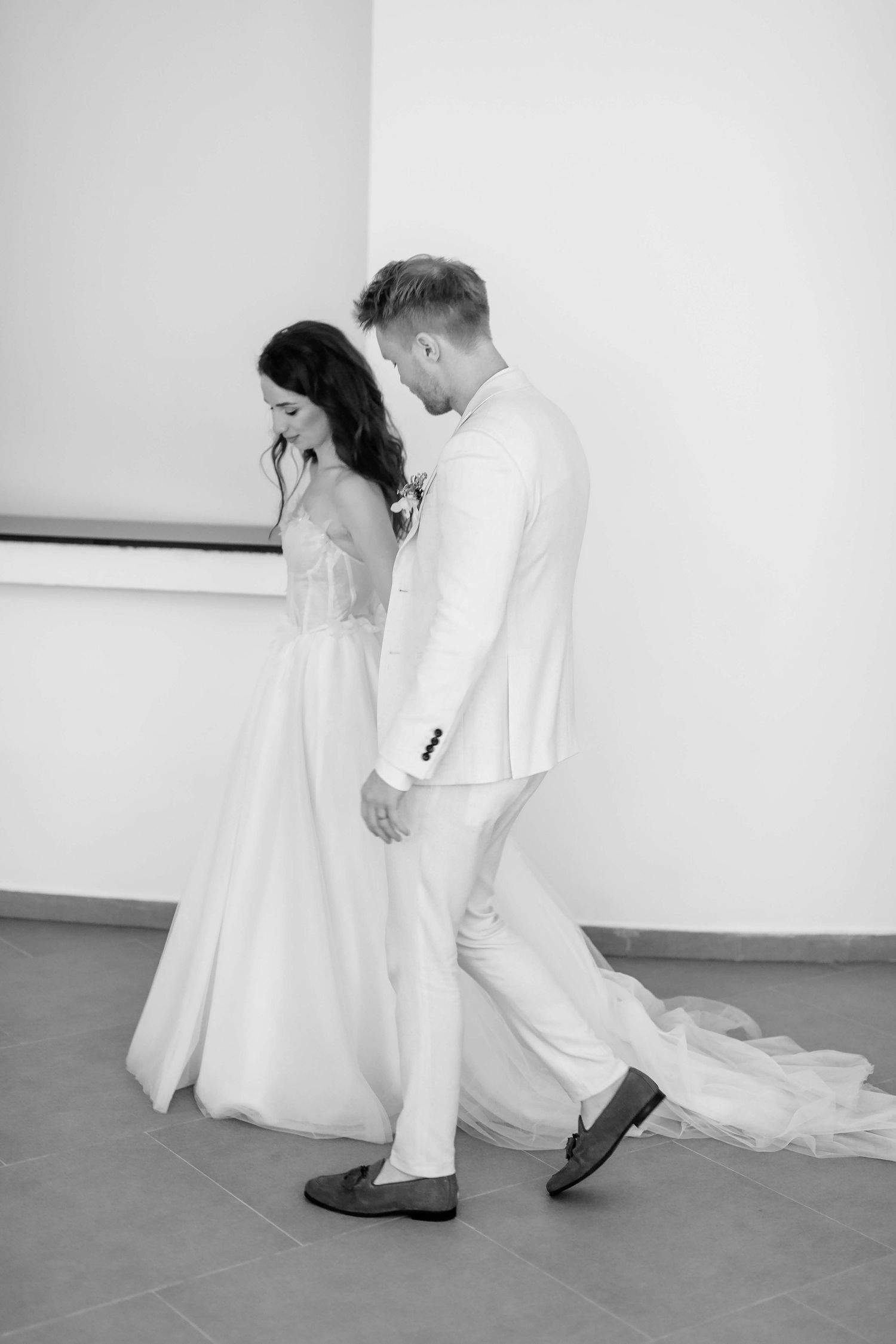 Destination Wedding Photographer in Sri Lanka | Timeless, luxury wedding photography by ENAMOUR STUDIO.